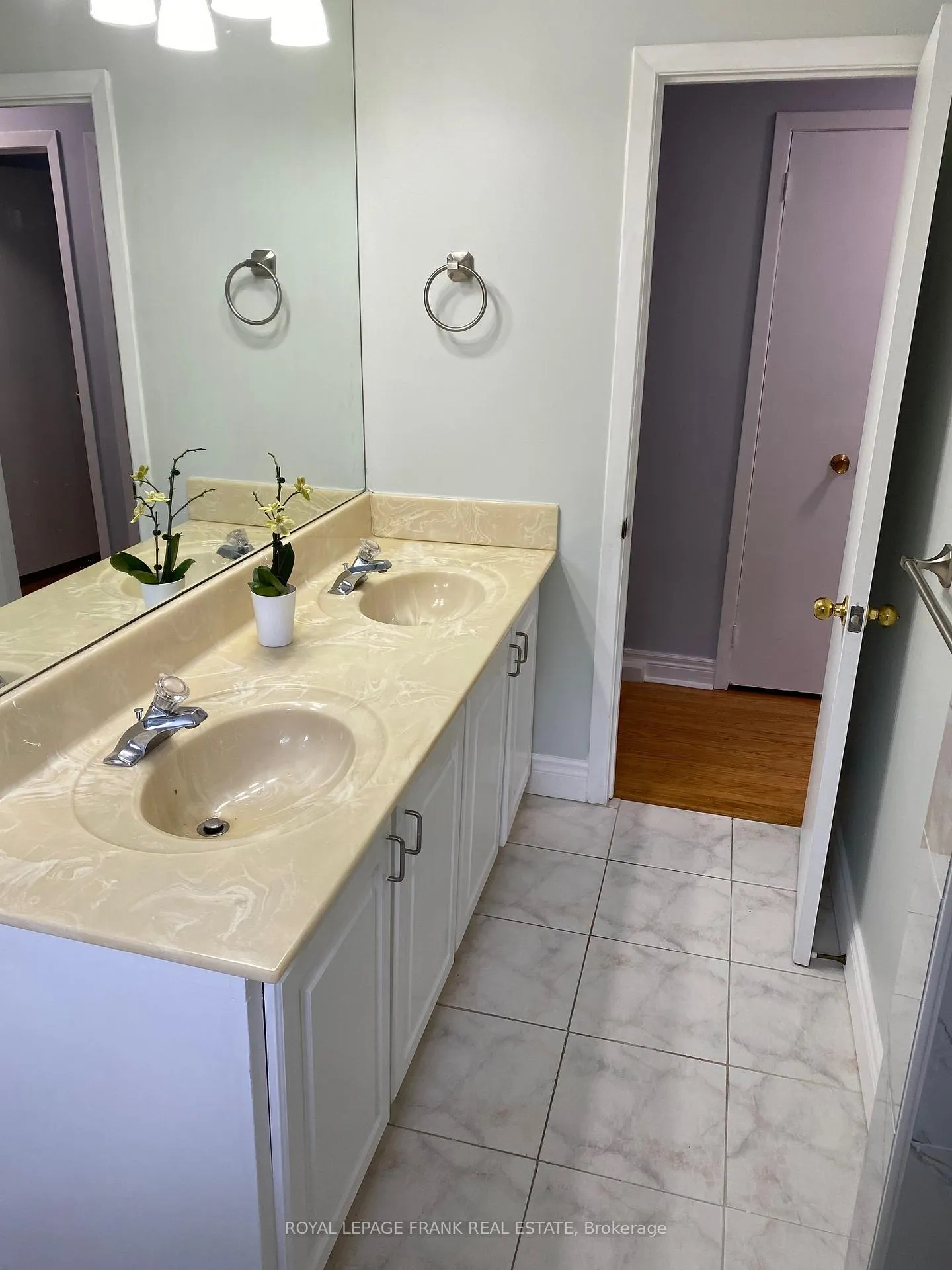 Photo 11 of 226 Parlette Avenue, Scarborough, Rouge — HOMEH