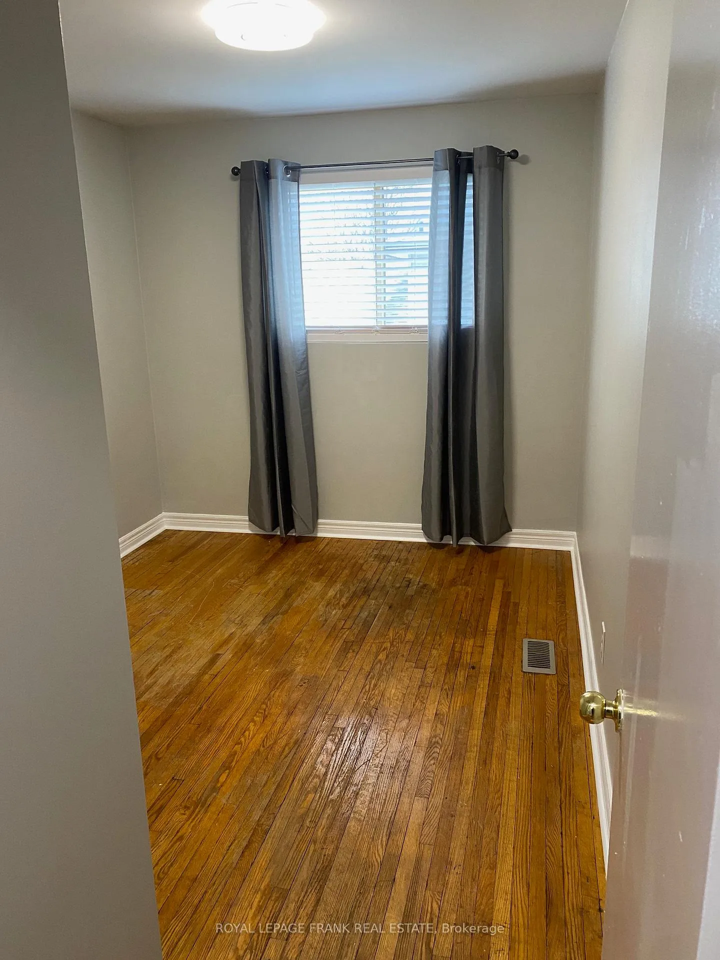 Photo 12 of 226 Parlette Avenue, Scarborough, Rouge — HOMEH