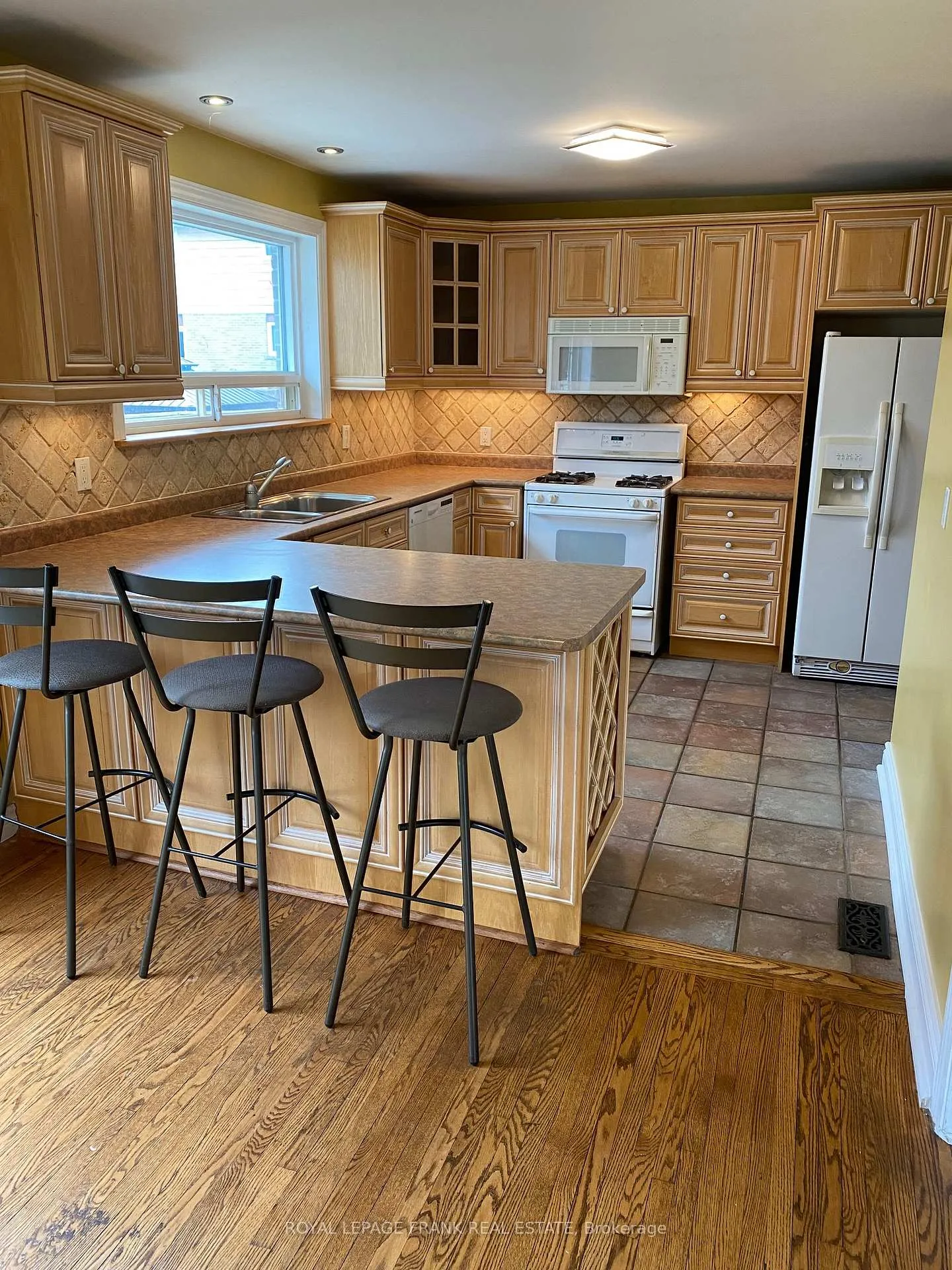 Photo 20 of 226 Parlette Avenue, Scarborough, Rouge — HOMEH