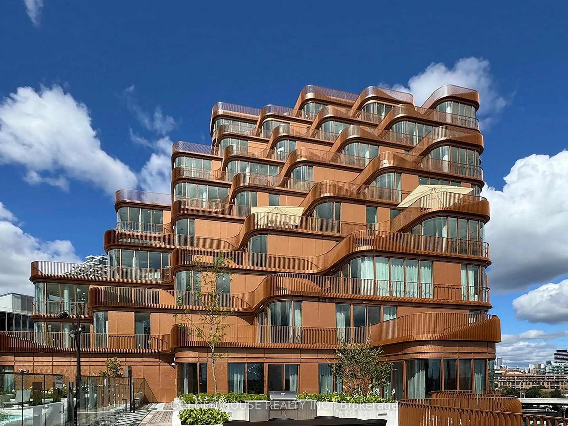 Photo 2 of Unit 715, 155 Merchants' Wharf, Toronto, Waterfront Communities — HOMEH