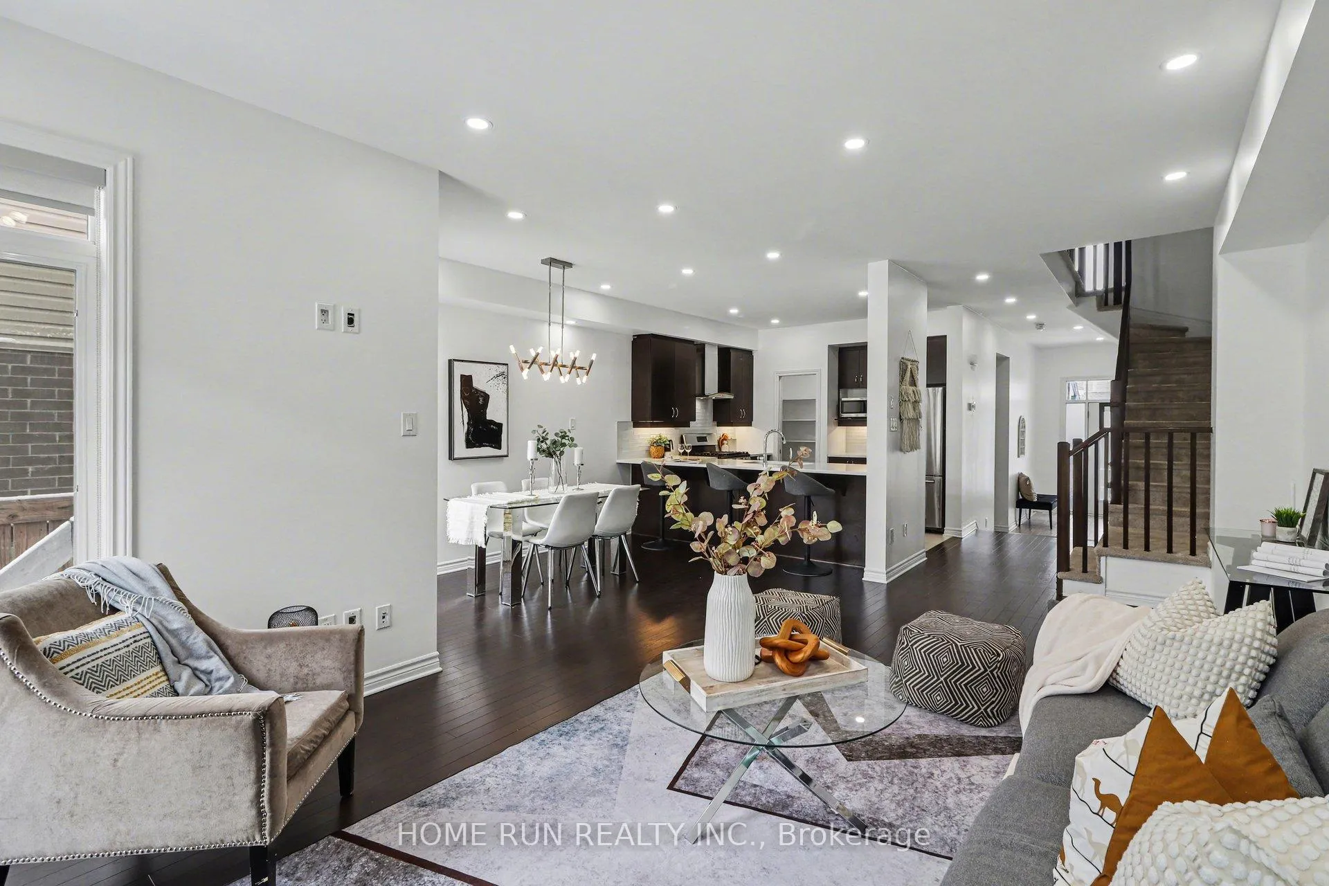 Photo 4 of 229 Dolce Crescent, Ottawa, Riverside South/Gloucester Glen — HOMEH