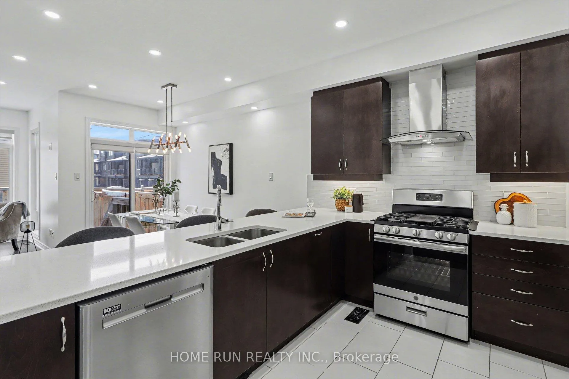 Photo 10 of 229 Dolce Crescent, Ottawa, Riverside South/Gloucester Glen — HOMEH