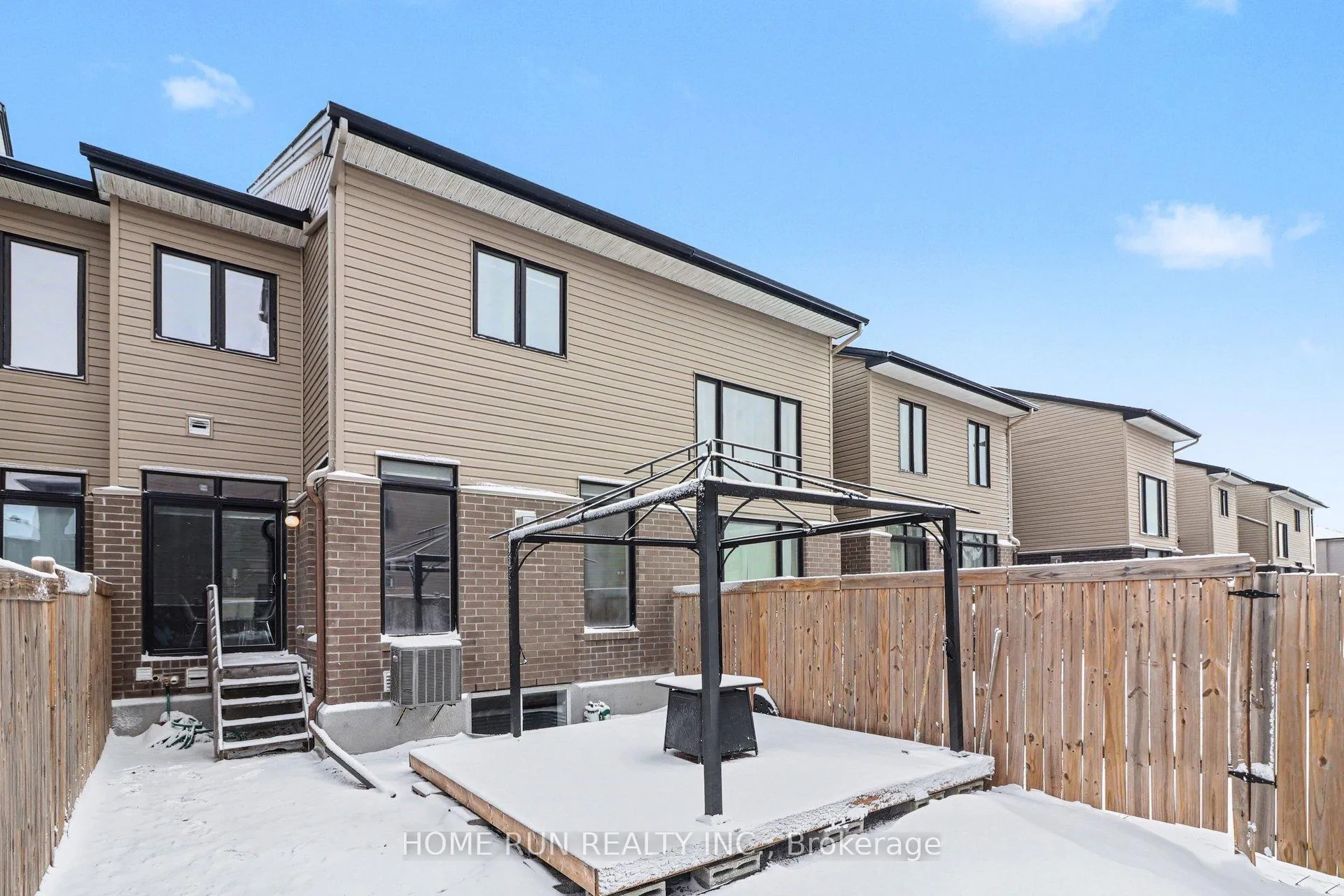 Photo 29 of 229 Dolce Crescent, Ottawa, Riverside South/Gloucester Glen — HOMEH
