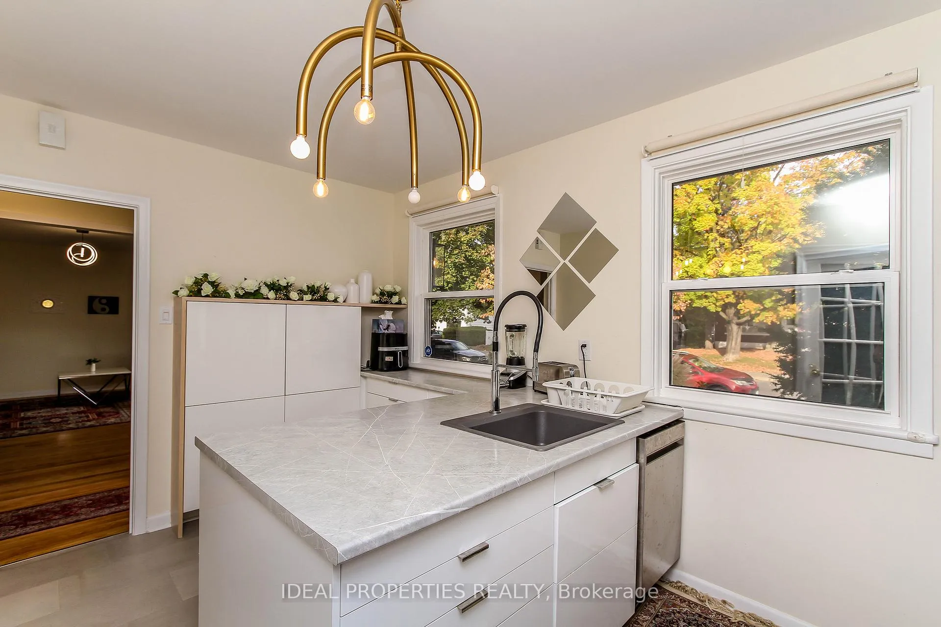 Photo 17 of Unit A, 2034 Saunderson Drive, Ottawa, Elmvale Acres — HOMEH