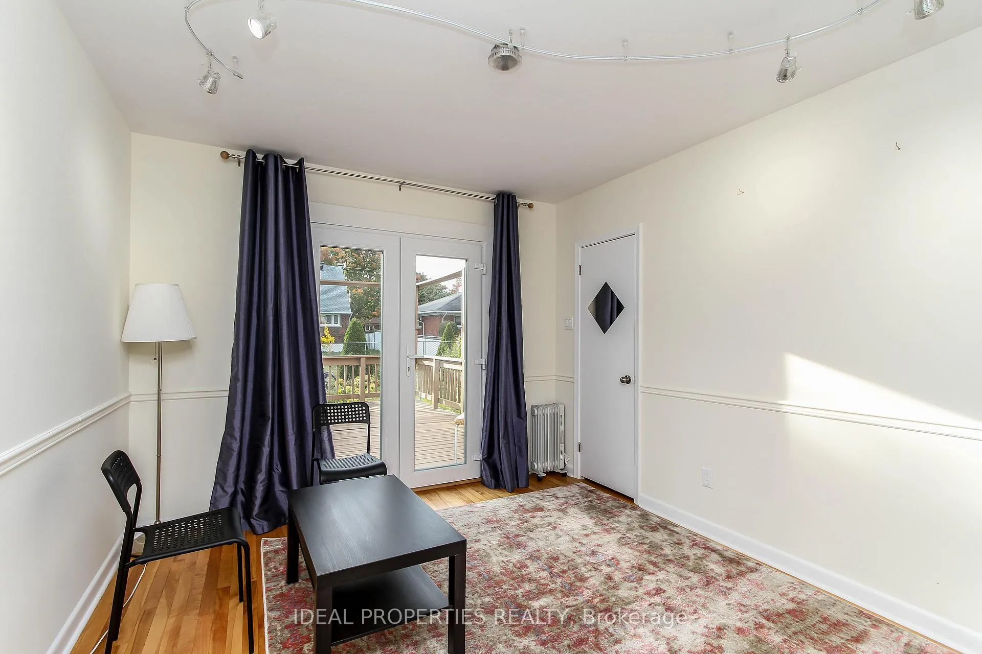 Photo 23 of Unit A, 2034 Saunderson Drive, Ottawa, Elmvale Acres — HOMEH