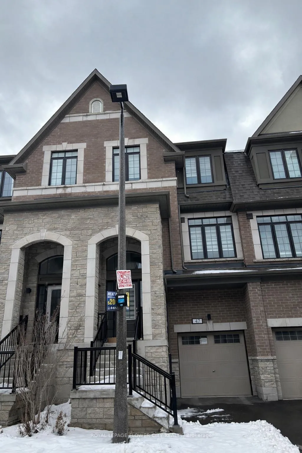 Photo 1 of 47 Selfridge Way, Whitby, Downtown Whitby — HOMEH