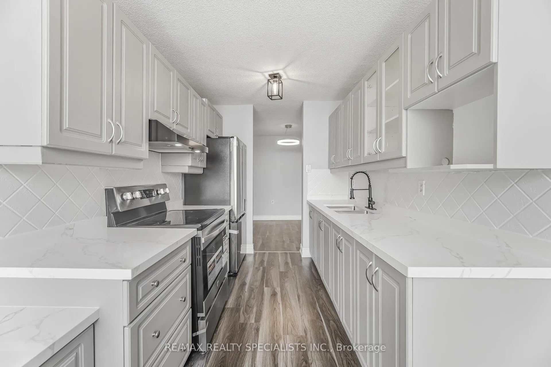 Photo 1 of Unit 1507, 21 Knightsbridge Road, Brampton, Queen Street Corridor — HOMEH