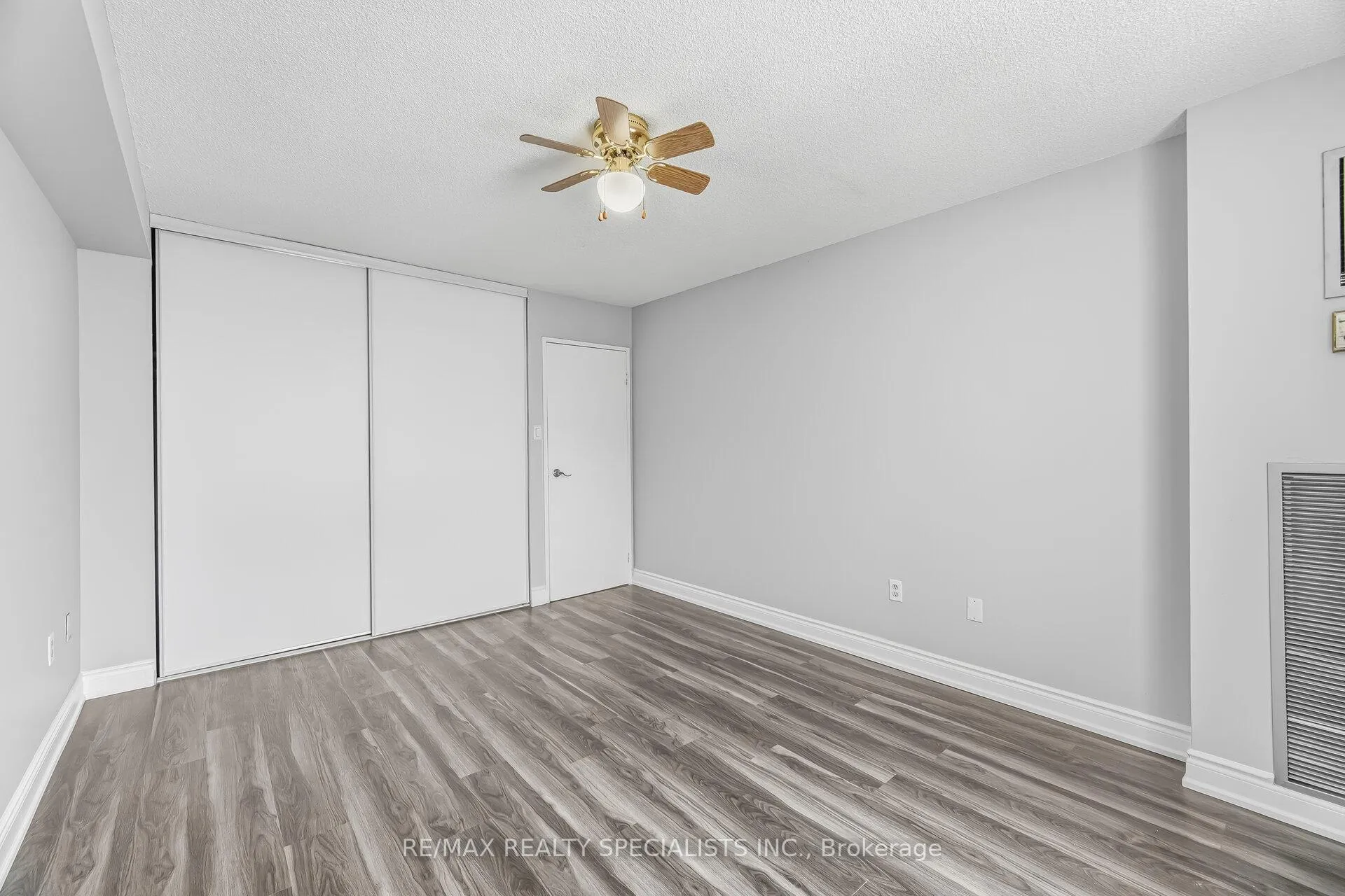 Photo 17 of Unit 1507, 21 Knightsbridge Road, Brampton, Queen Street Corridor — HOMEH