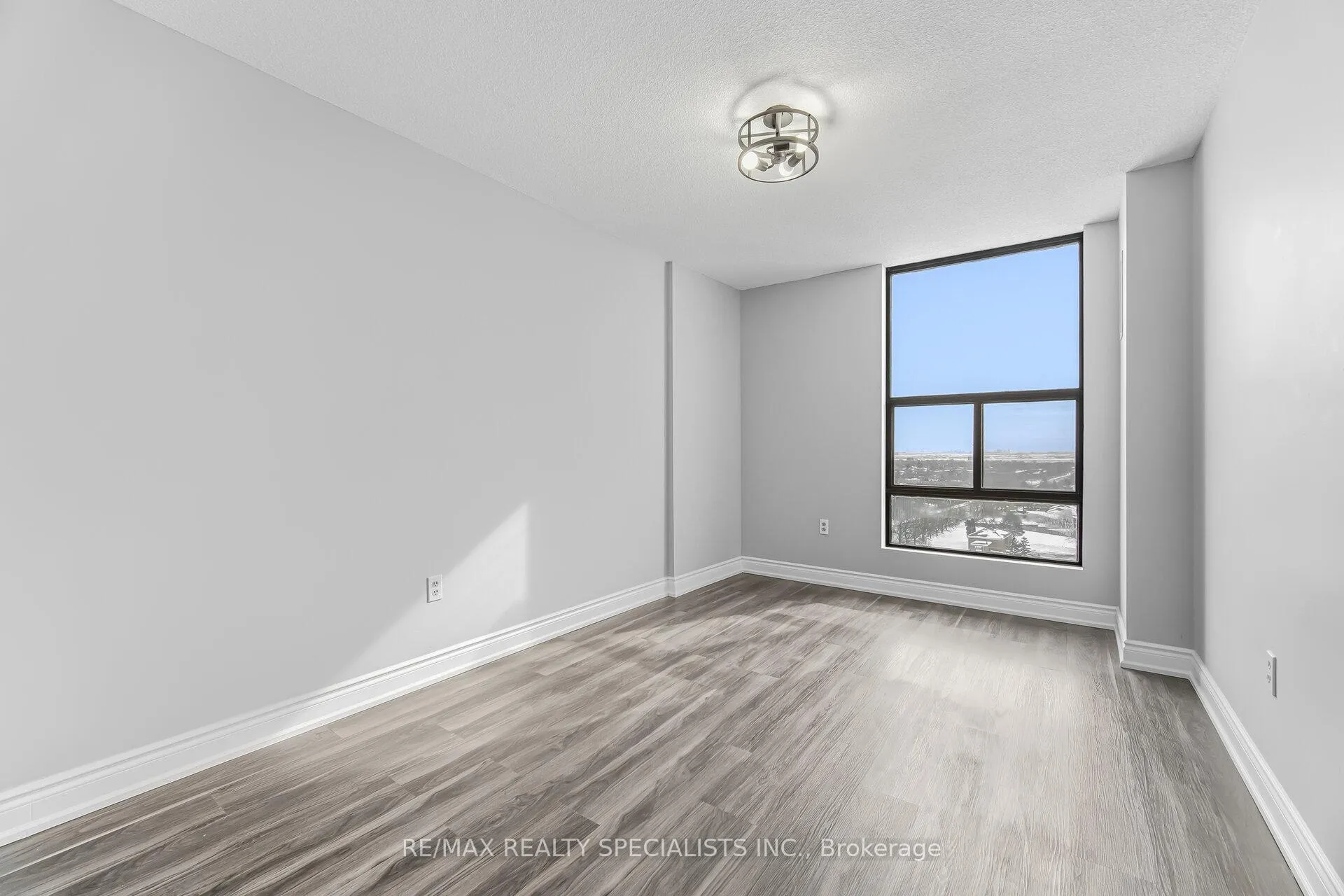 Photo 19 of Unit 1507, 21 Knightsbridge Road, Brampton, Queen Street Corridor — HOMEH