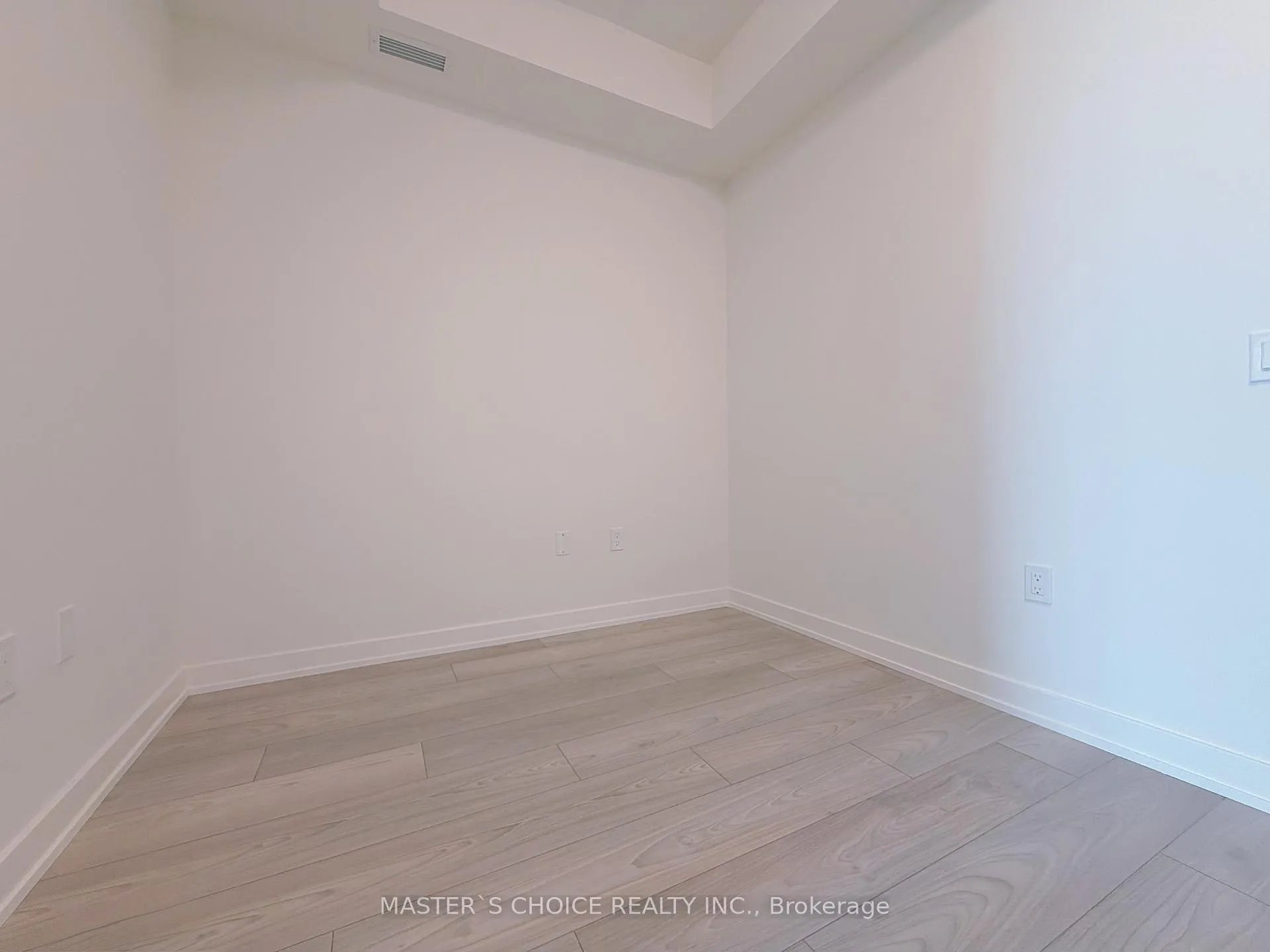 Photo 2 of Unit 3103S, 110 Broadway Avenue, Toronto, Mount Pleasant West — HOMEH