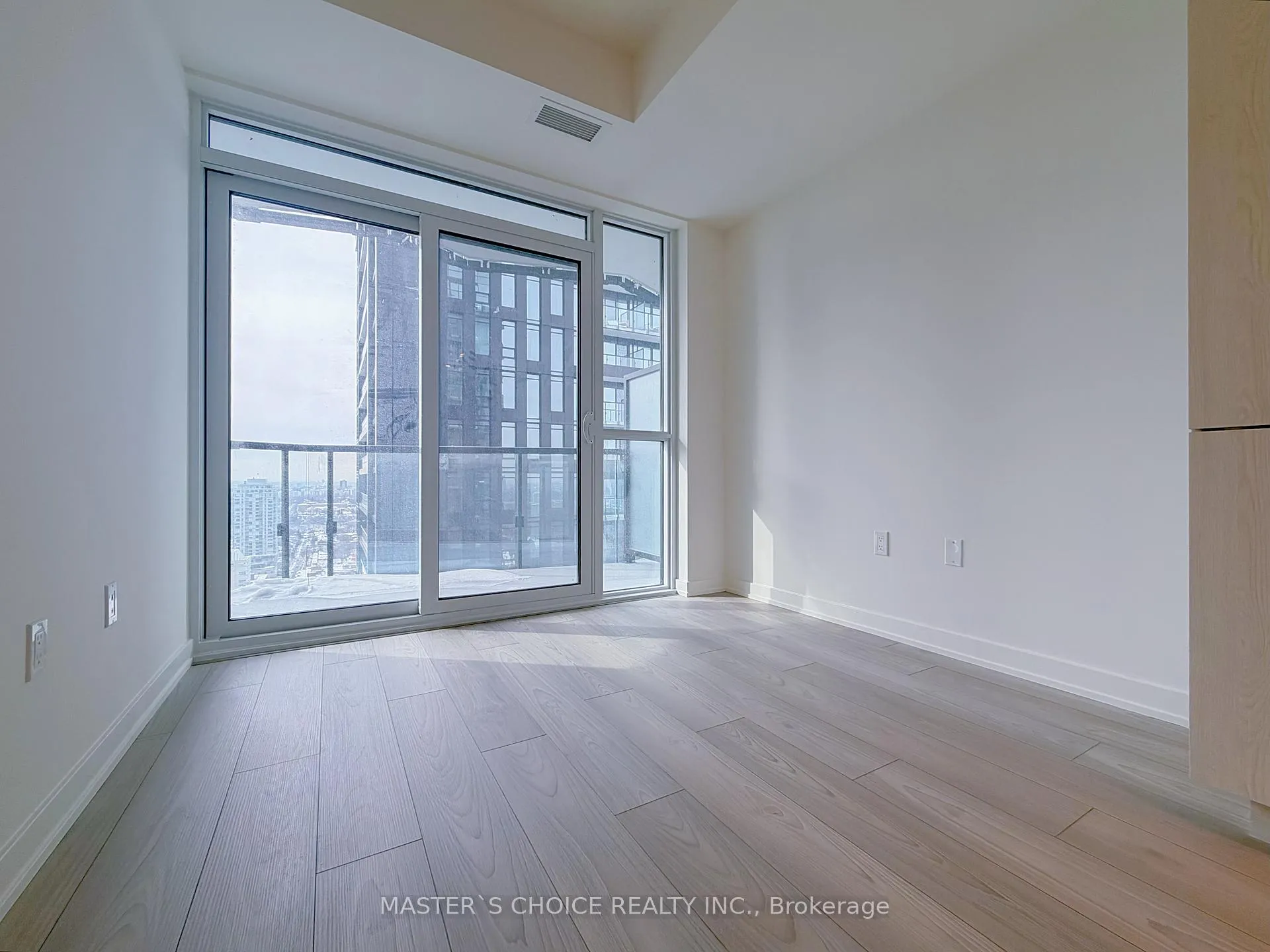 Photo 3 of Unit 3103S, 110 Broadway Avenue, Toronto, Mount Pleasant West — HOMEH