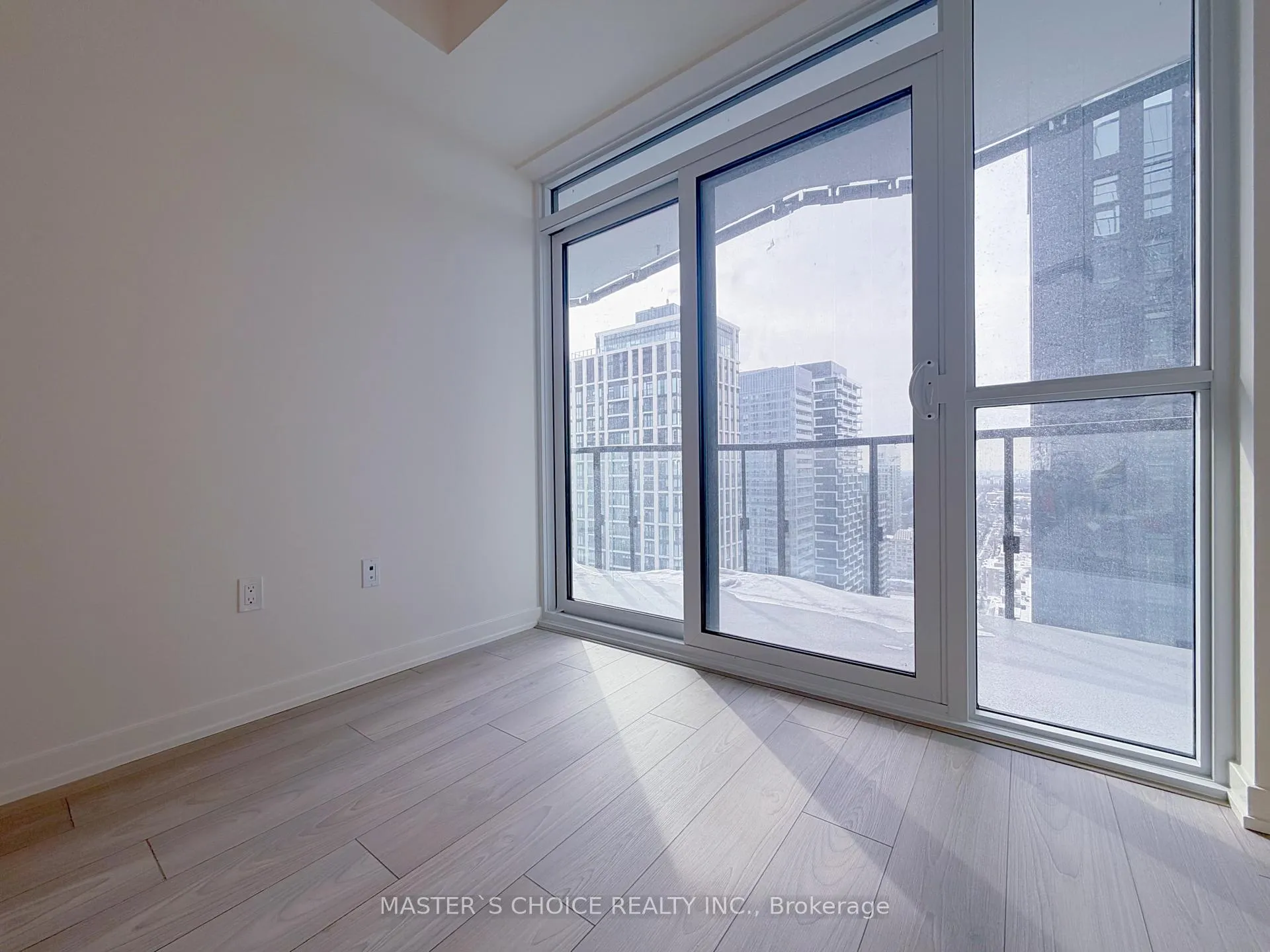 Photo 4 of Unit 3103S, 110 Broadway Avenue, Toronto, Mount Pleasant West — HOMEH