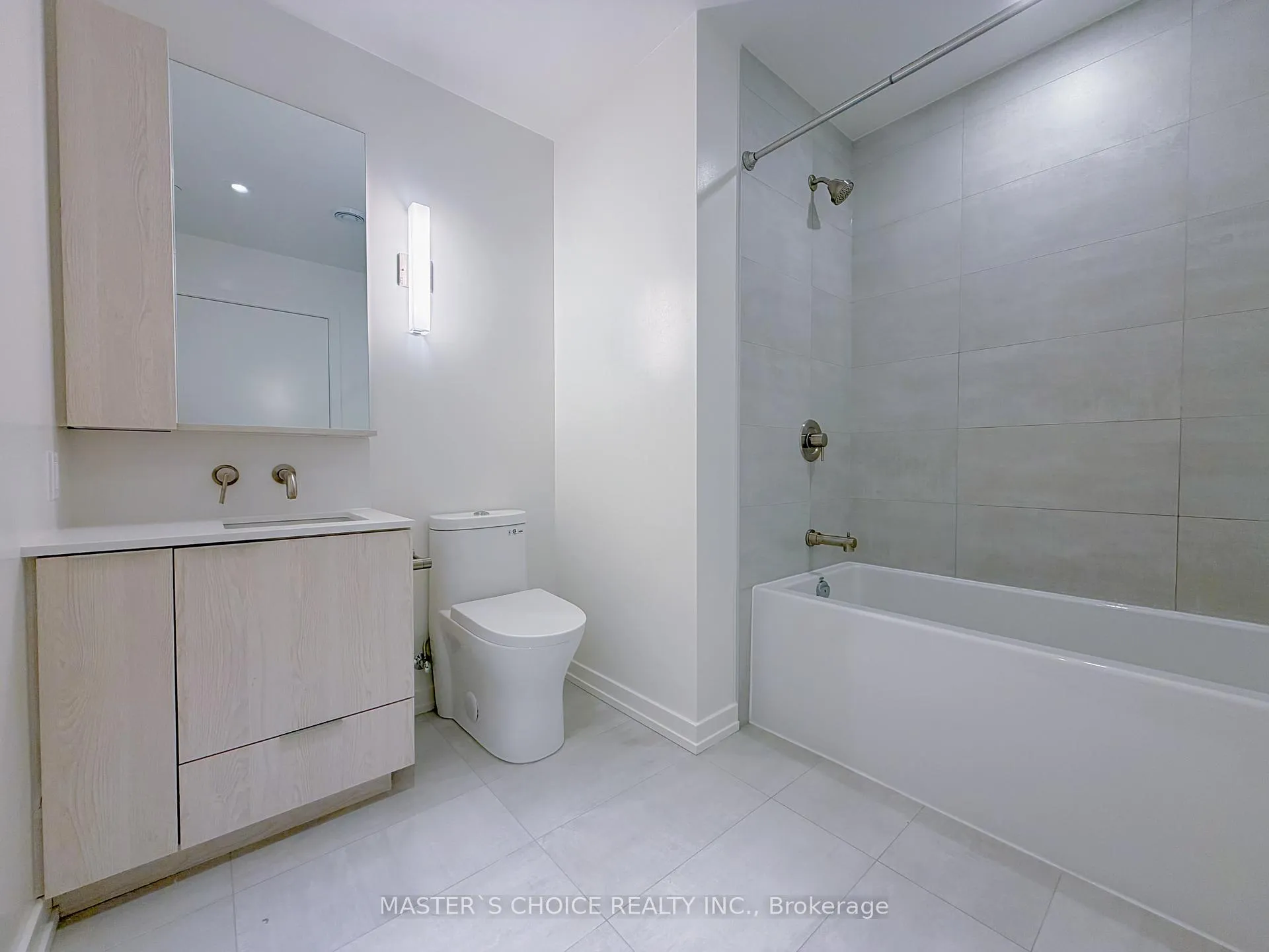 Photo 8 of Unit 3103S, 110 Broadway Avenue, Toronto, Mount Pleasant West — HOMEH