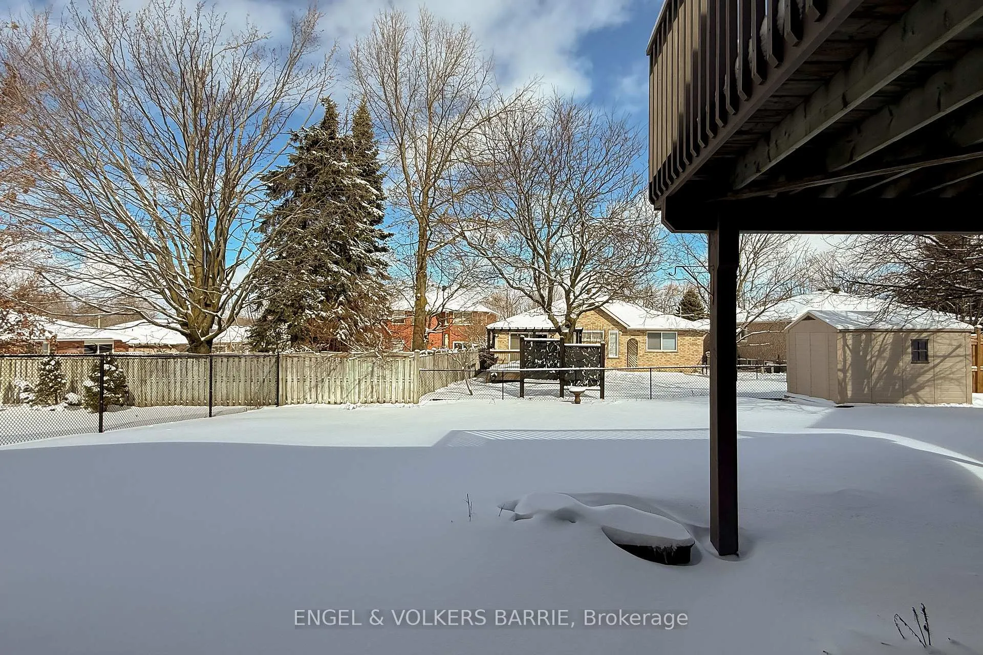 Photo 33 of 302 Livingstone Street E, Barrie, Little Lake — HOMEH