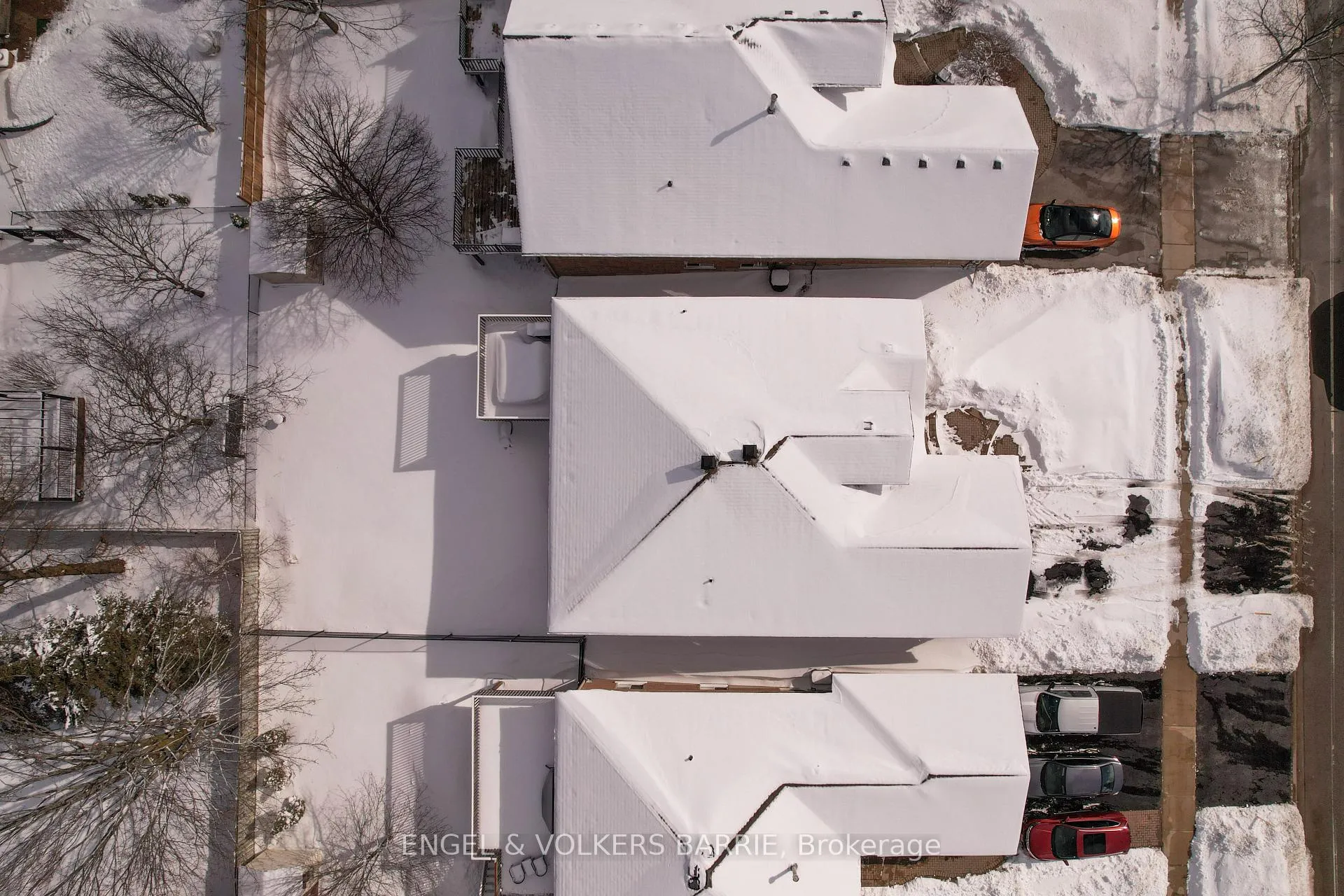 Photo 35 of 302 Livingstone Street E, Barrie, Little Lake — HOMEH