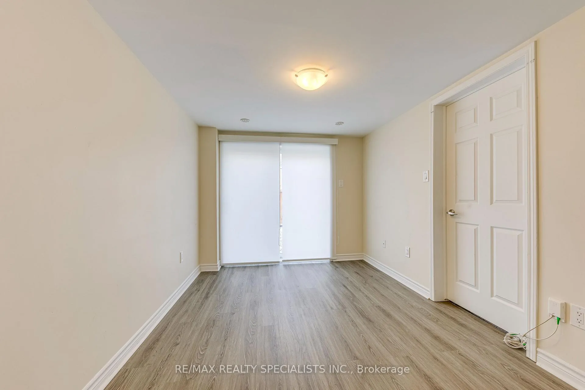 Photo 5 of 67 Metro Crescent, Brampton, Northwest Brampton — HOMEH