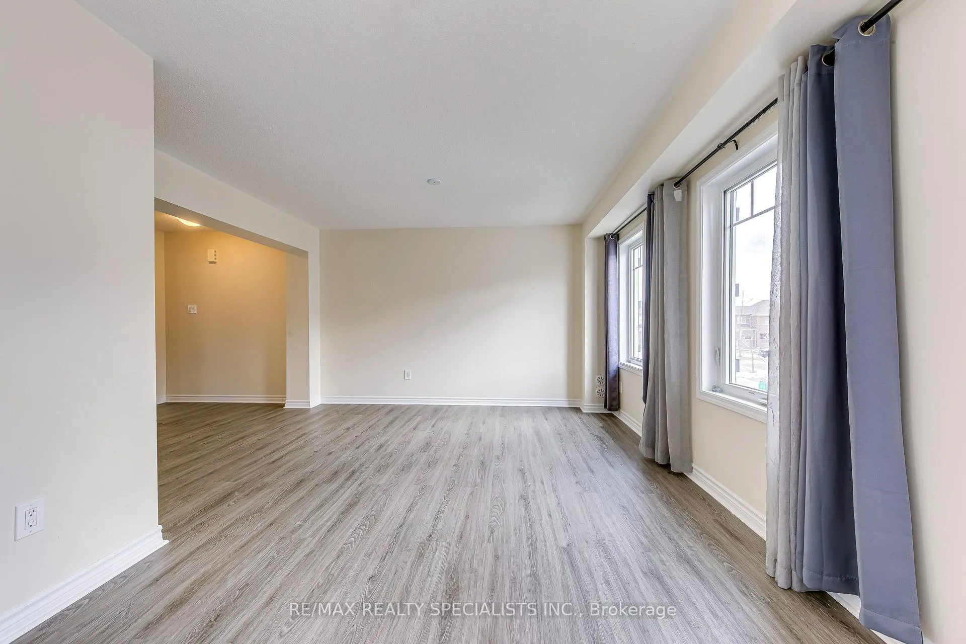 Photo 17 of 67 Metro Crescent, Brampton, Northwest Brampton — HOMEH