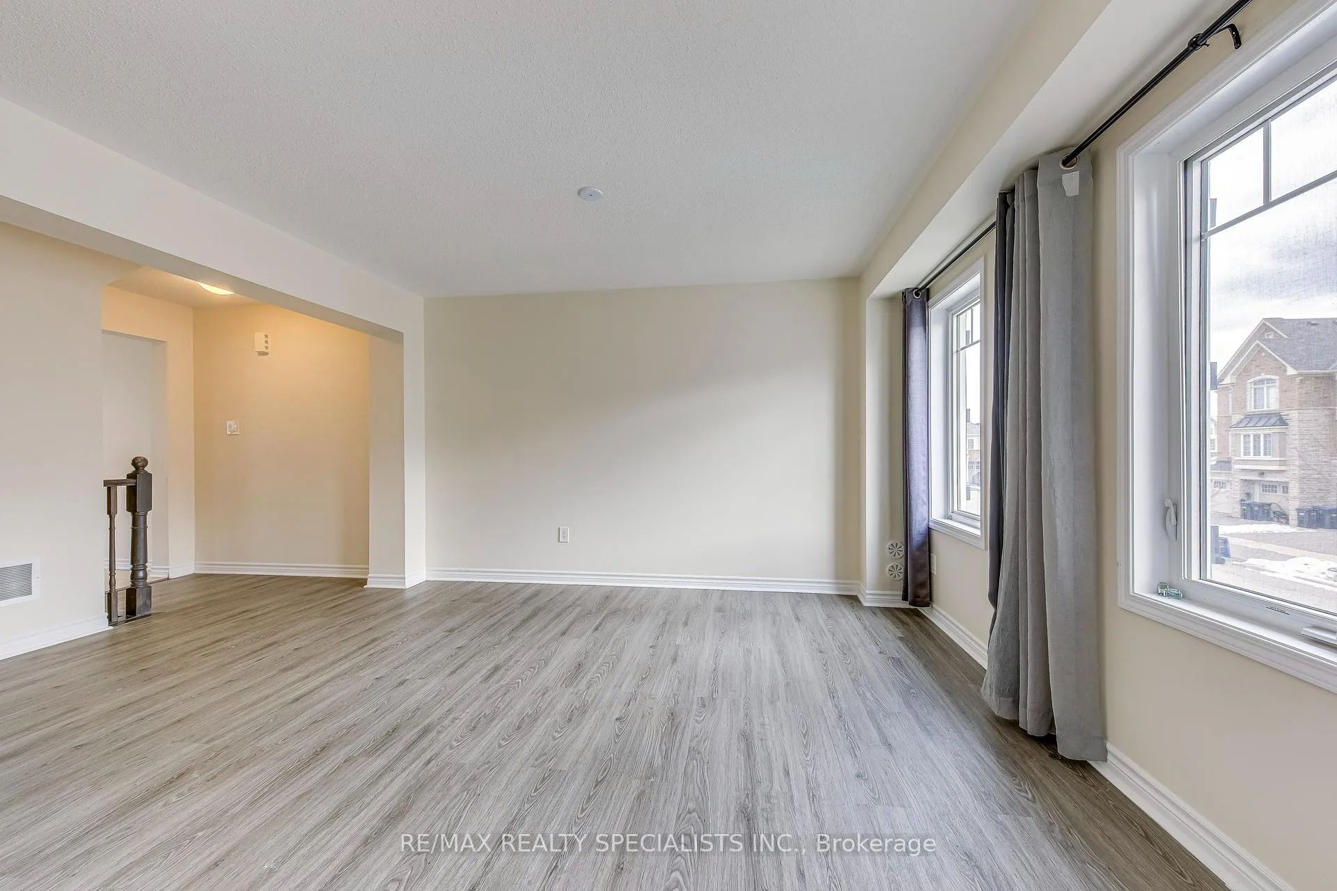 Photo 18 of 67 Metro Crescent, Brampton, Northwest Brampton — HOMEH