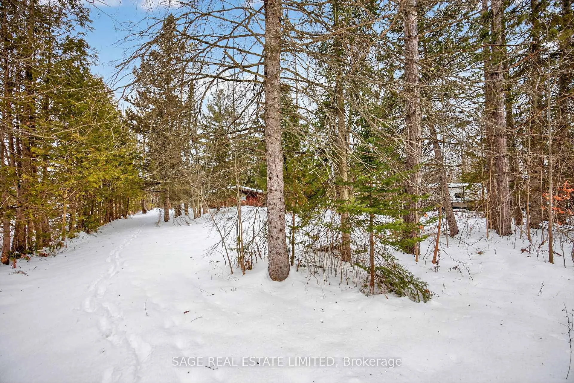 Photo 2 of 7856 Birch Drive, Ramara, Rural Ramara — HOMEH