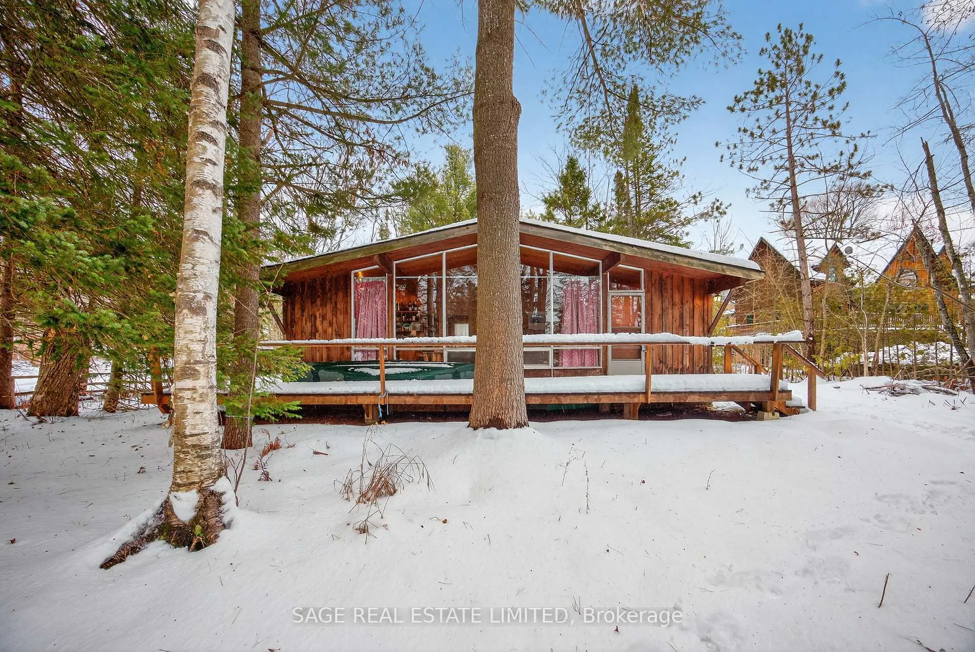 Photo 4 of 7856 Birch Drive, Ramara, Rural Ramara — HOMEH