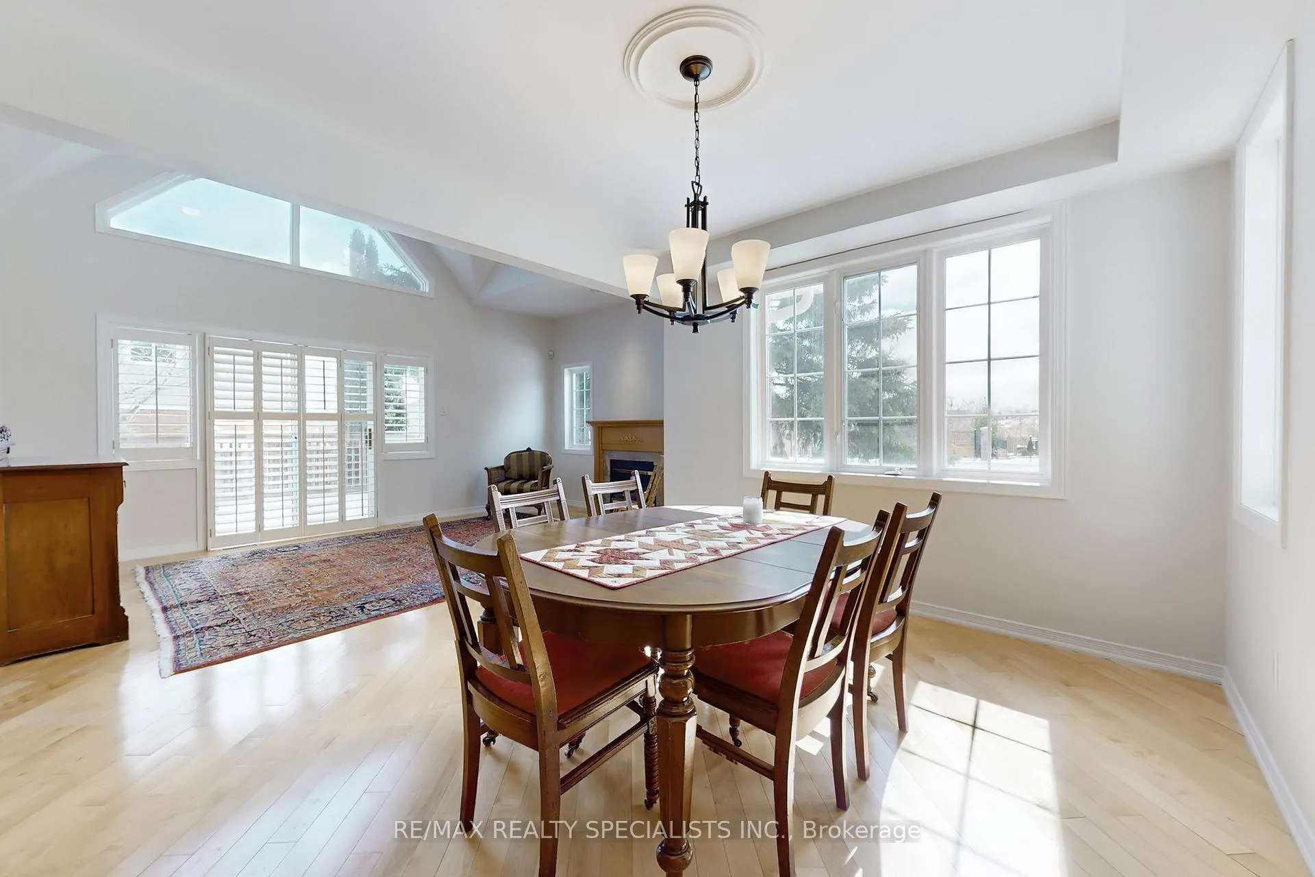 Photo 8 of Unit 1, 212 Stonehenge Drive, Hamilton, Ancaster — HOMEH
