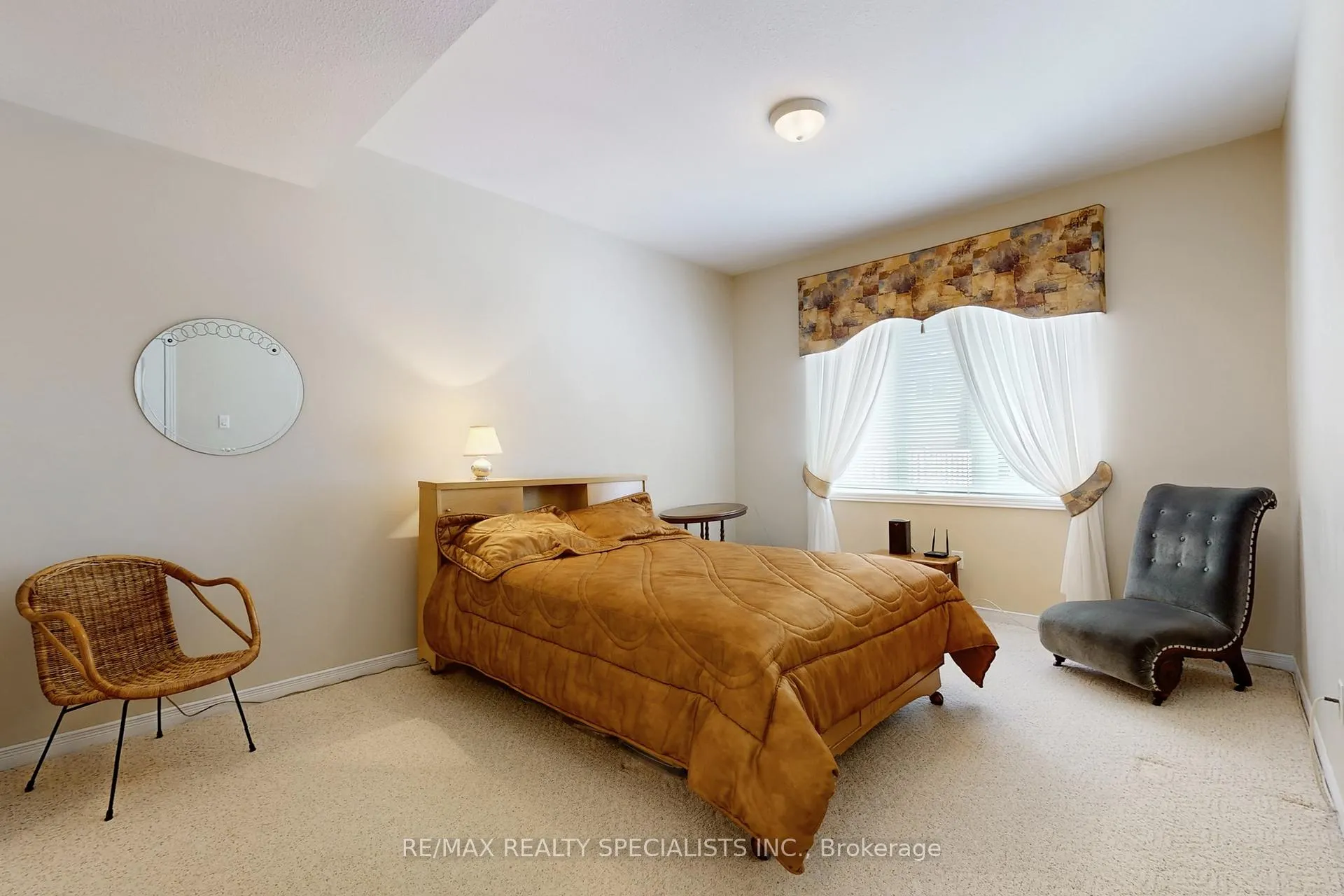 Photo 14 of Unit 1, 212 Stonehenge Drive, Hamilton, Ancaster — HOMEH