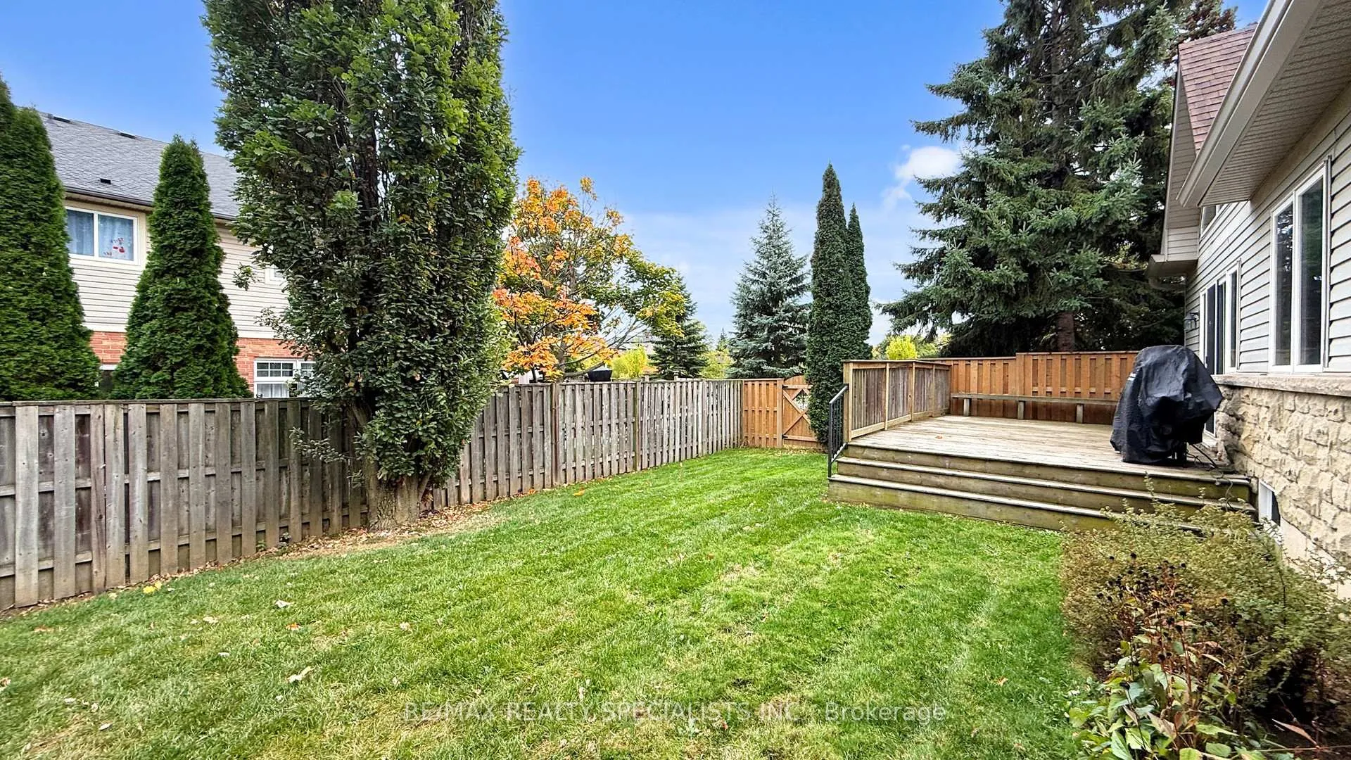 Photo 36 of Unit 1, 212 Stonehenge Drive, Hamilton, Ancaster — HOMEH