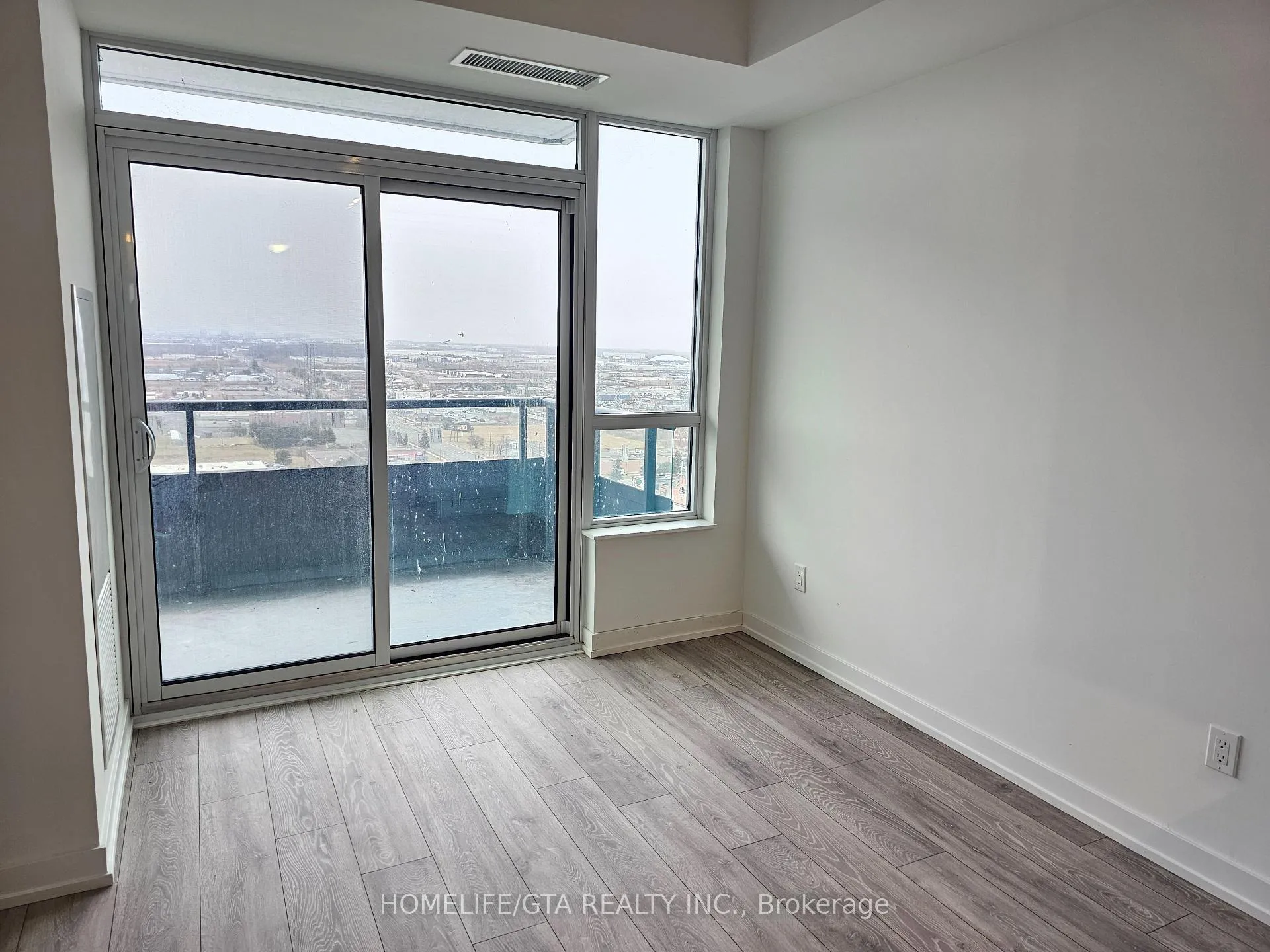 Photo 6 of Unit 2201, 1455 Celebration Drive, Pickering, Bay Ridges — HOMEH