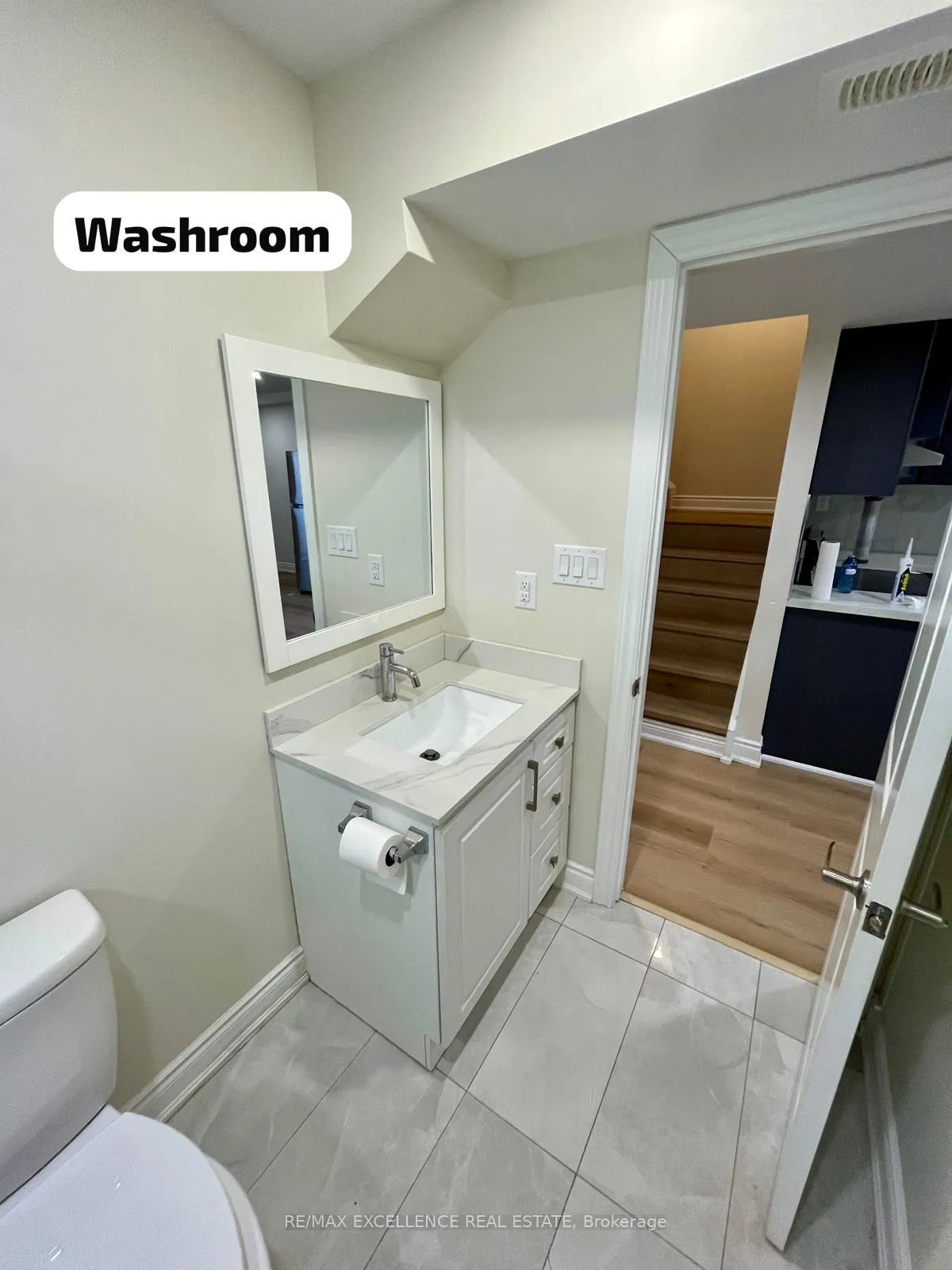 Photo 7 of 27 Bachelor Street, Brampton, Northwest Brampton — HOMEH