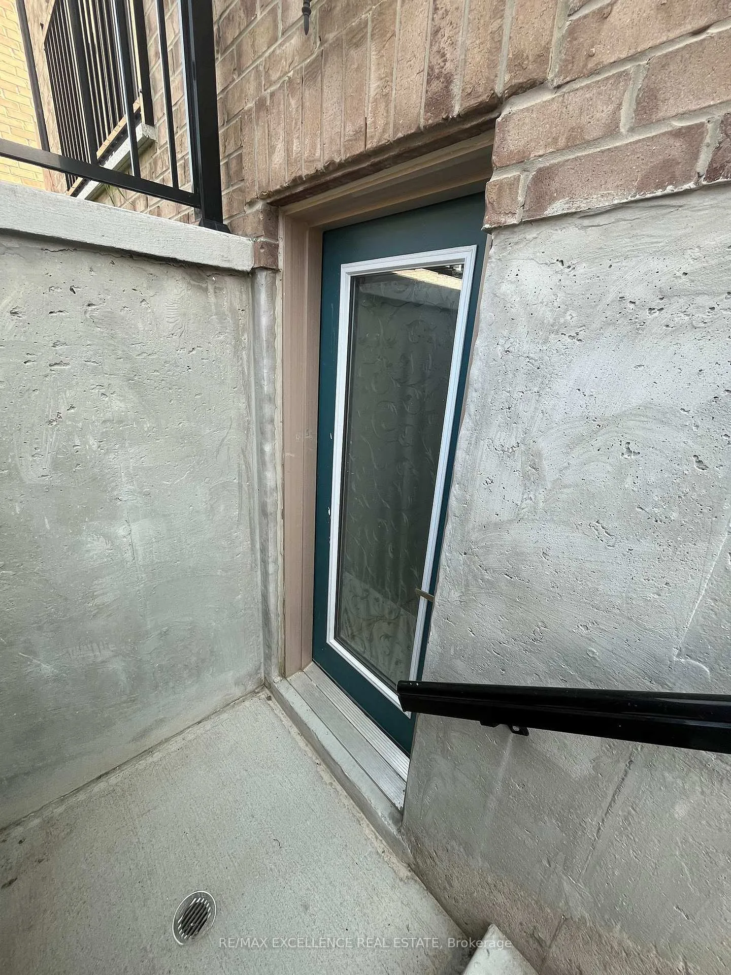 Photo 14 of 27 Bachelor Street, Brampton, Northwest Brampton — HOMEH
