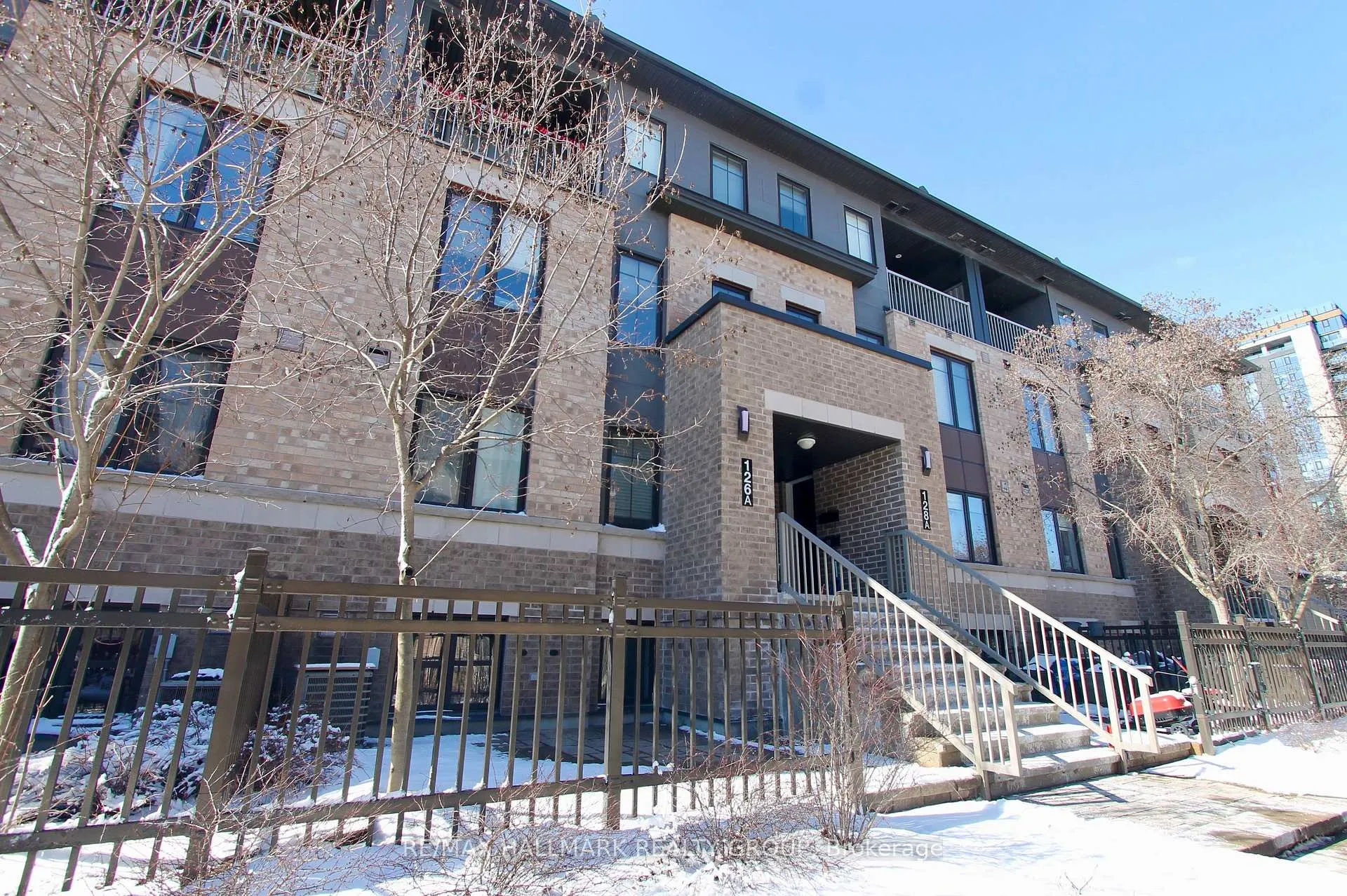 Photo 1 of 126A Lindenshade Drive, Ottawa, Barrhaven - Strandherd — HOMEH