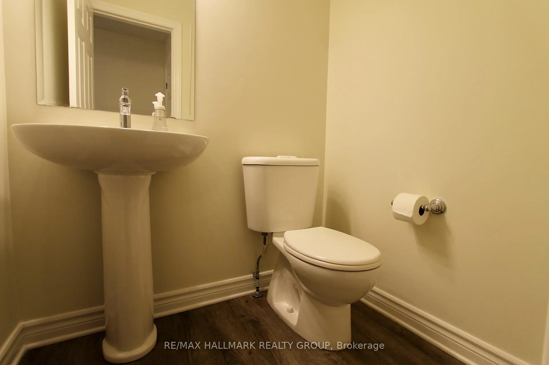 Photo 10 of 126A Lindenshade Drive, Ottawa, Barrhaven - Strandherd — HOMEH