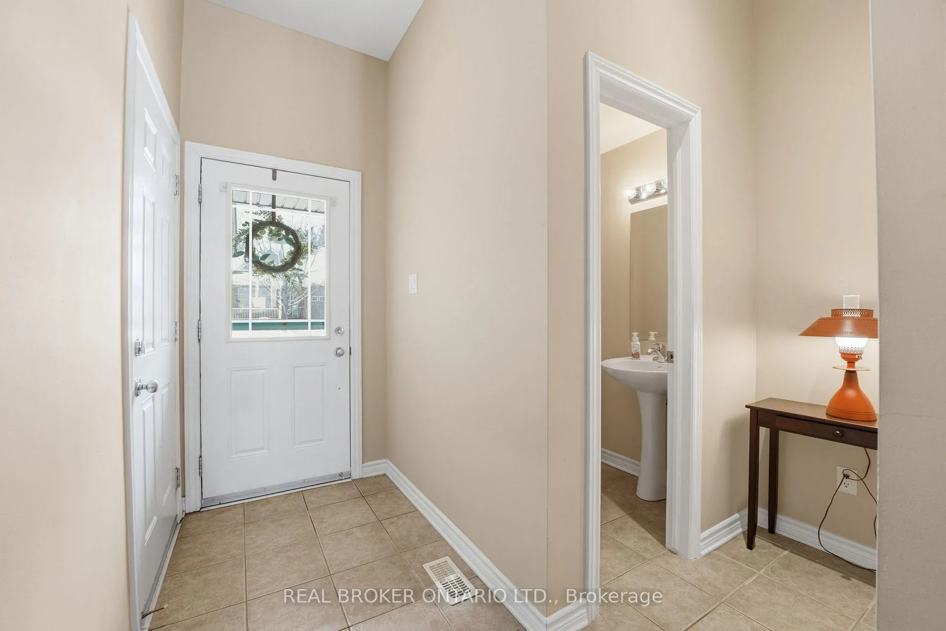 Photo 2 of 397 Statewood Drive, Ottawa, Kanata - Morgan's Grant/South March — HOMEH
