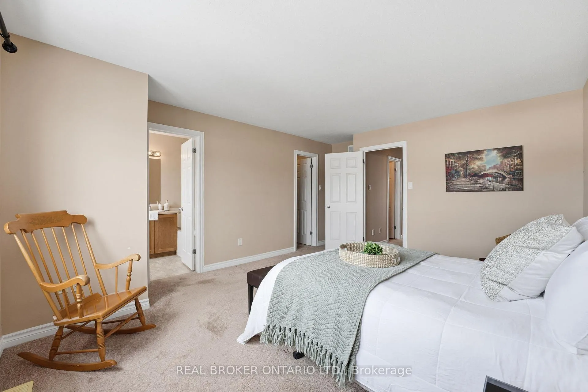 Photo 11 of 397 Statewood Drive, Ottawa, Kanata - Morgan's Grant/South March — HOMEH