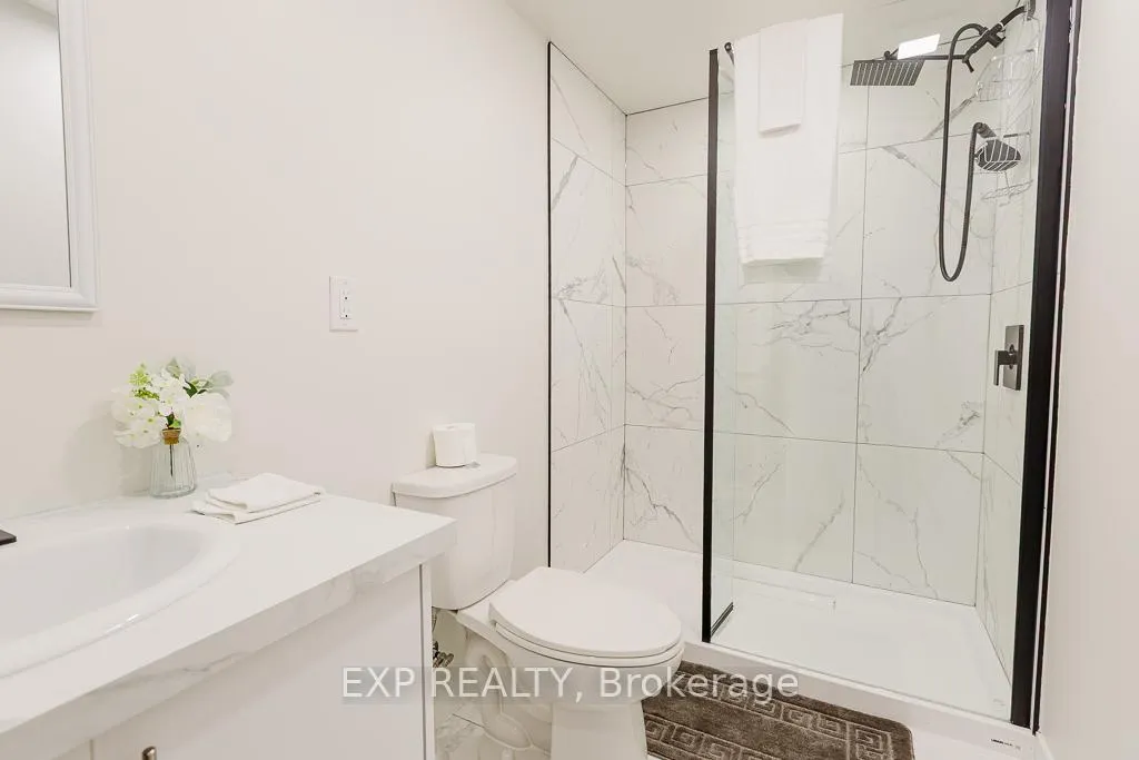 Photo 22 of 194 Willow Creek Circle, Ottawa, Barrhaven - Strandherd — HOMEH