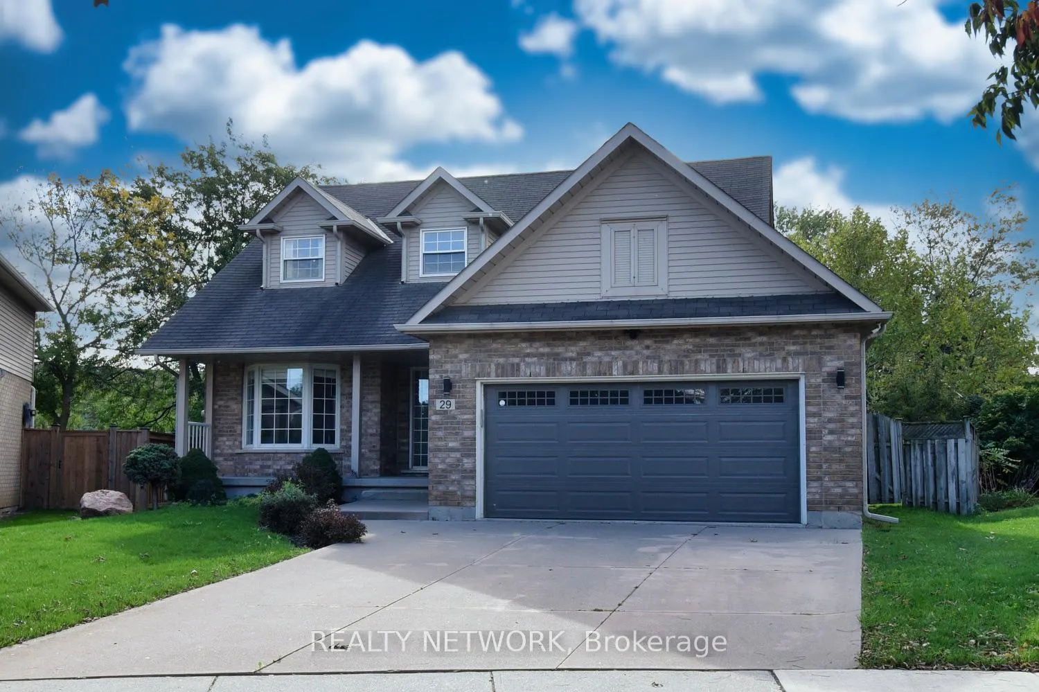 Photo 3 of 29 Riviera Ridge, Hamilton, Winona Park — HOMEH