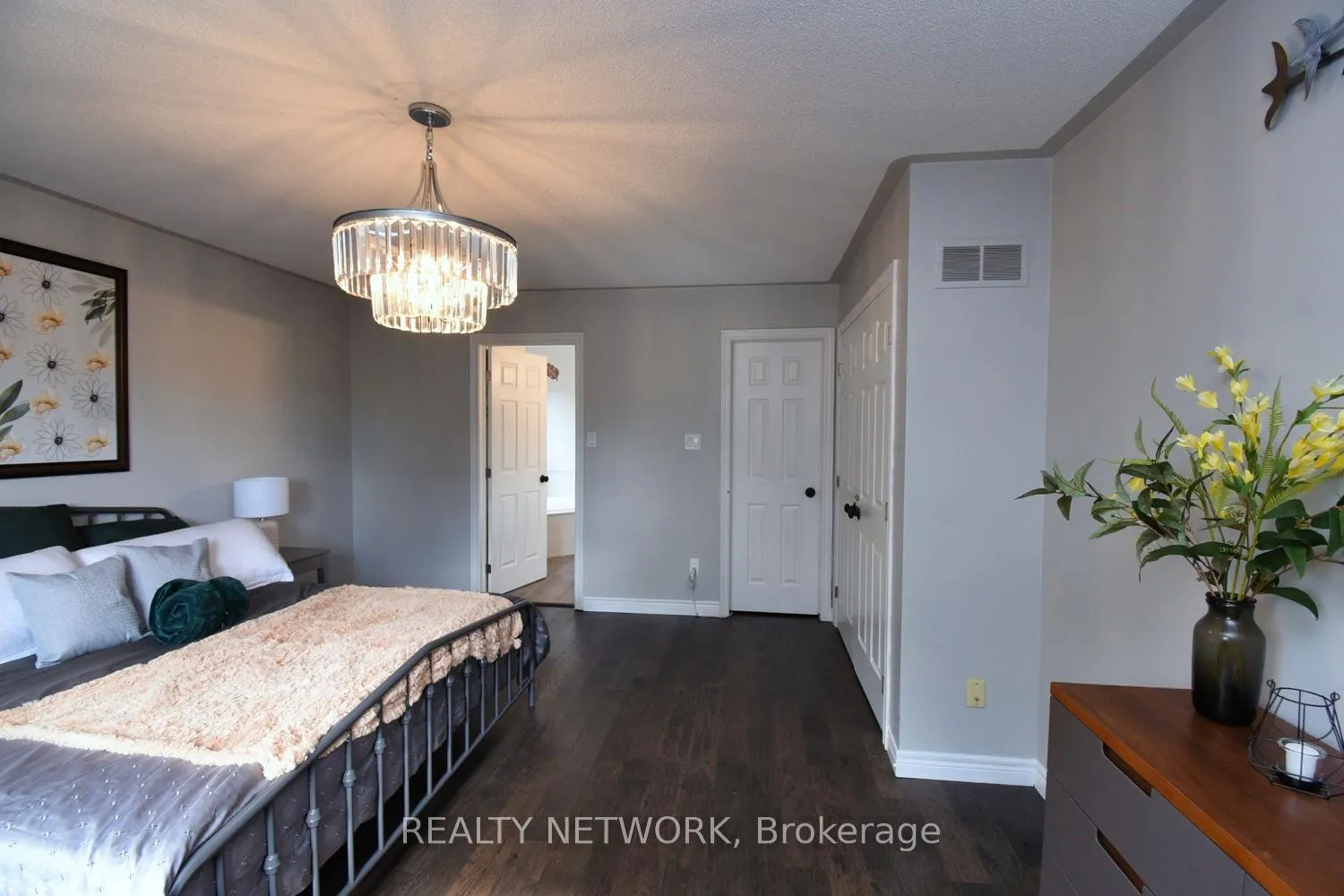 Photo 23 of 29 Riviera Ridge, Hamilton, Winona Park — HOMEH