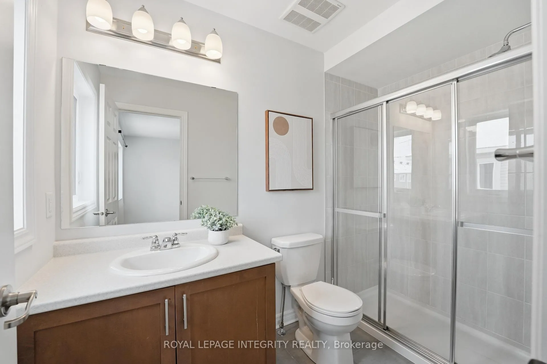 Photo 11 of 145 Gelderland Private, Ottawa, Kanata - Emerald Meadows/Trailwest — HOMEH