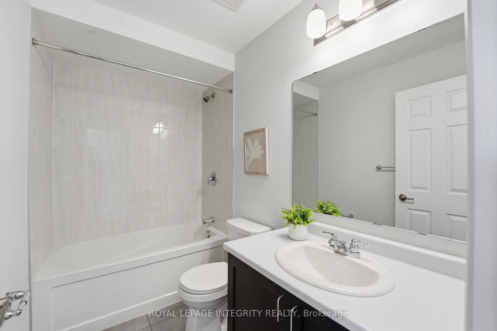 Photo 14 of 145 Gelderland Private, Ottawa, Kanata - Emerald Meadows/Trailwest — HOMEH