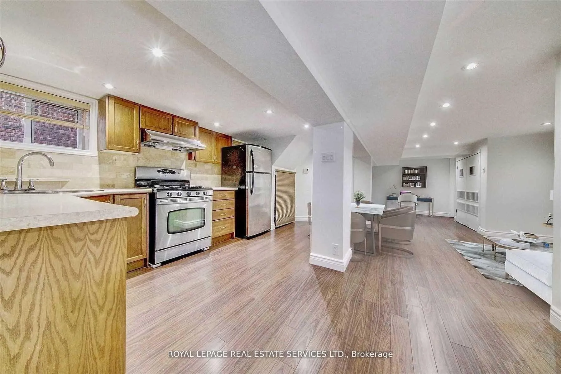 Photo 11 of Unit Lower, 87 Dawes Road, Toronto, East End-Danforth — HOMEH