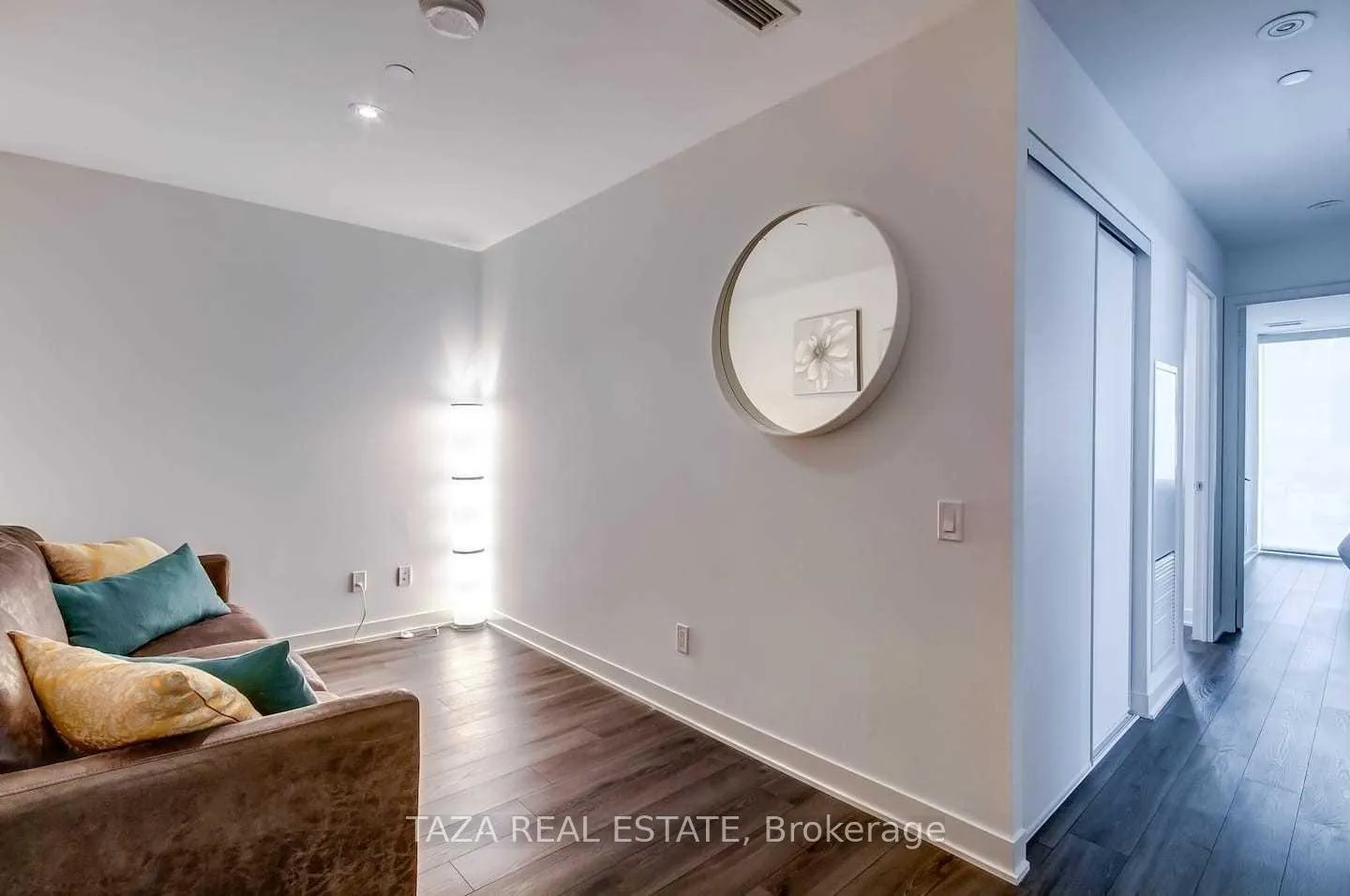 Photo 16 of Unit Th02, 70 Queens Wharf Road, Toronto, Waterfront Communities — HOMEH