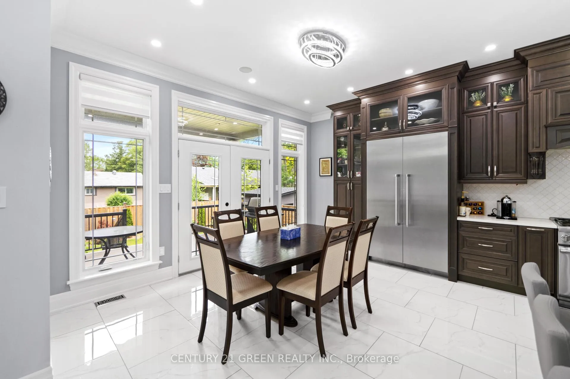 Photo 15 of 679 Hiawatha Boulevard, Hamilton, Ancaster — HOMEH