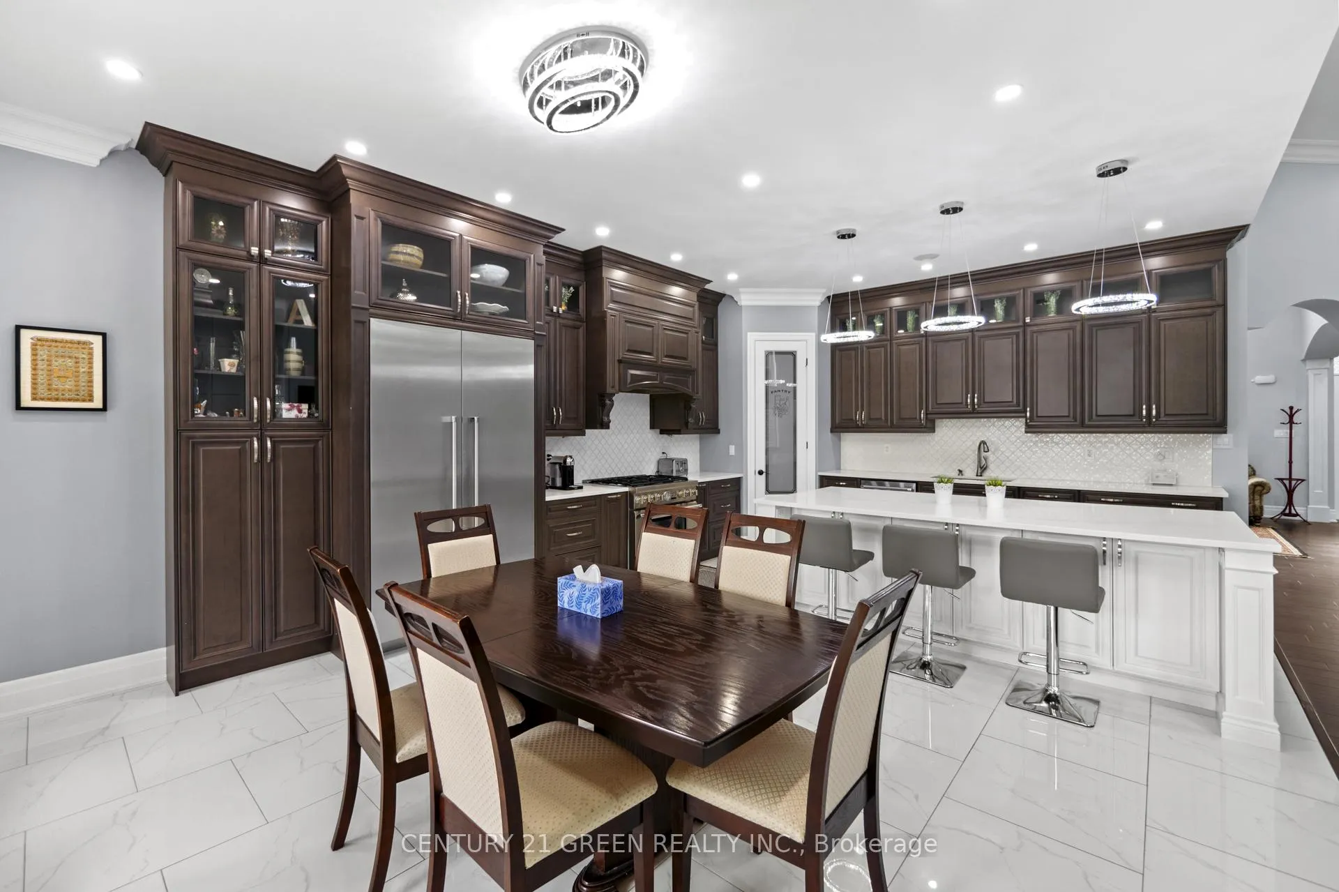Photo 16 of 679 Hiawatha Boulevard, Hamilton, Ancaster — HOMEH