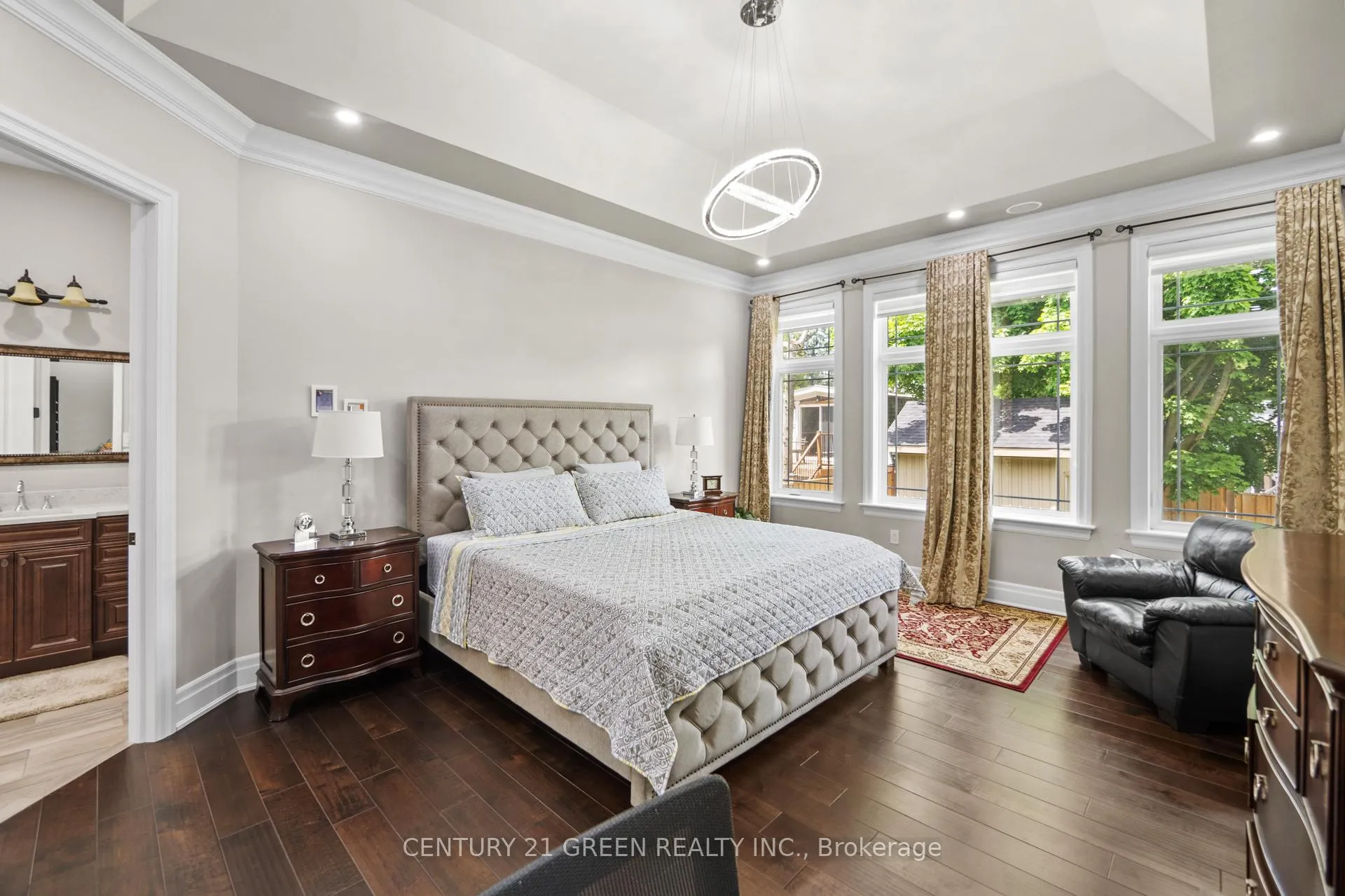 Photo 26 of 679 Hiawatha Boulevard, Hamilton, Ancaster — HOMEH