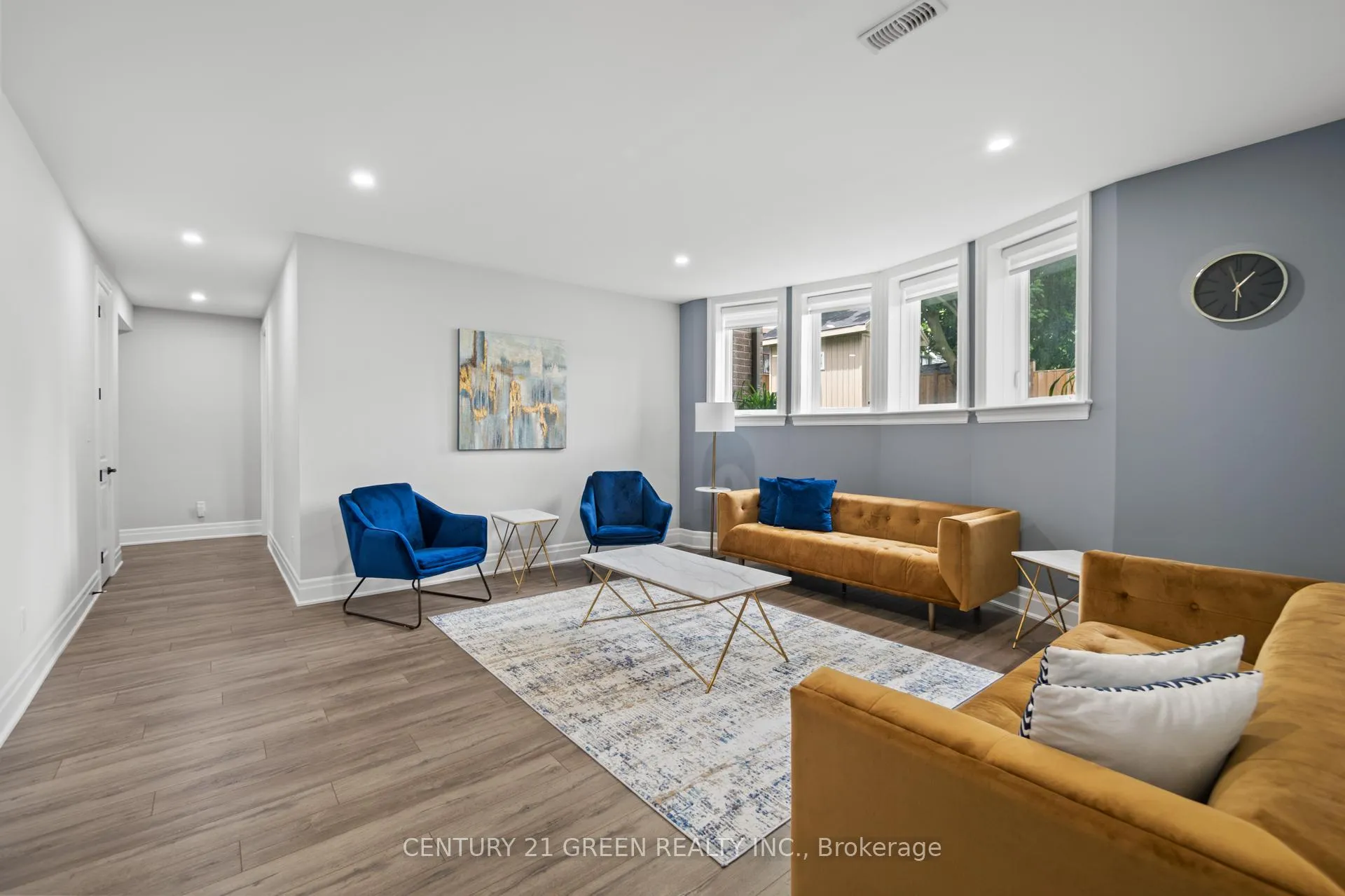 Photo 32 of 679 Hiawatha Boulevard, Hamilton, Ancaster — HOMEH