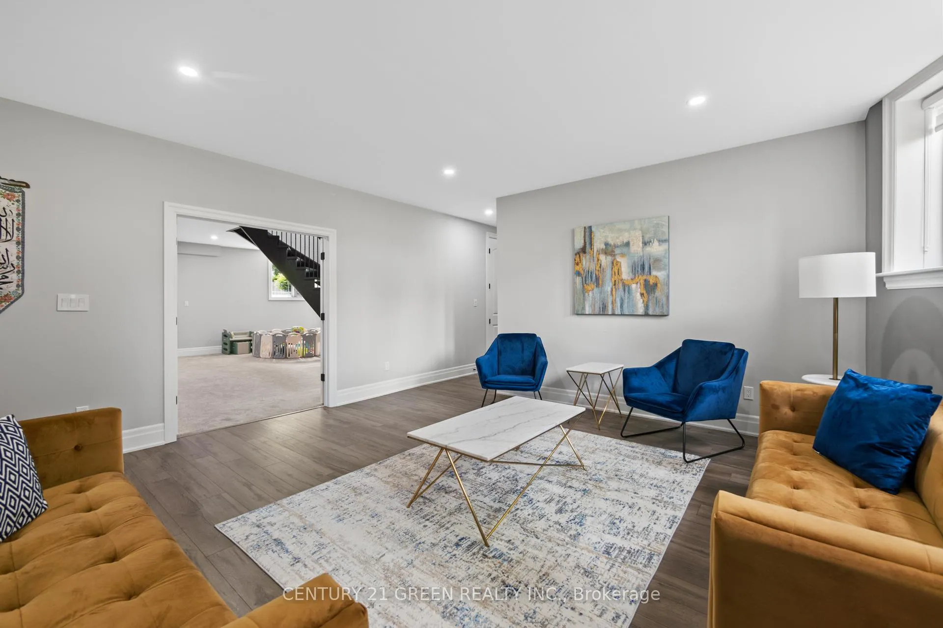 Photo 33 of 679 Hiawatha Boulevard, Hamilton, Ancaster — HOMEH