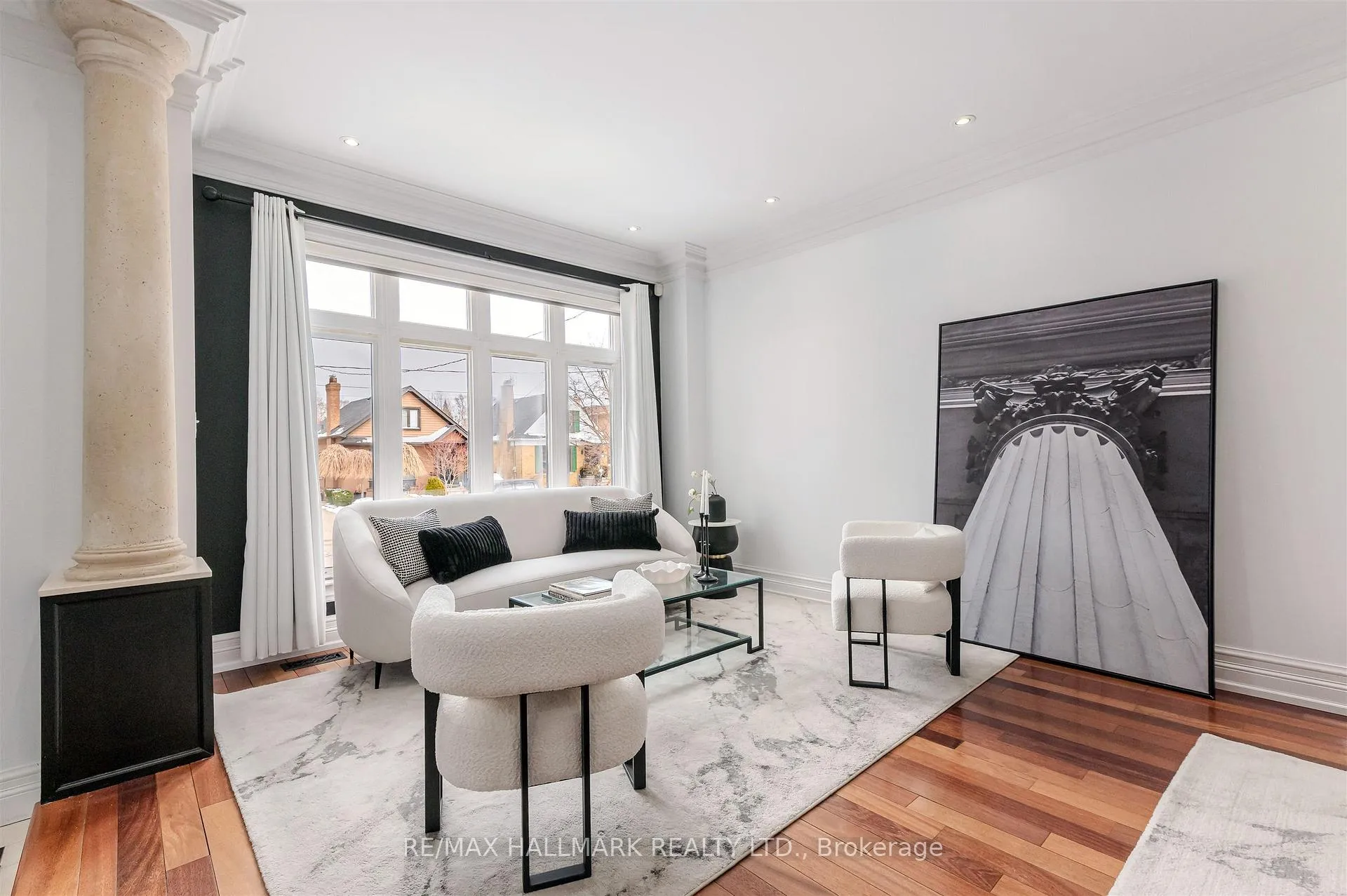 Photo 7 of 52 Athlone Road, Toronto, East York — HOMEH