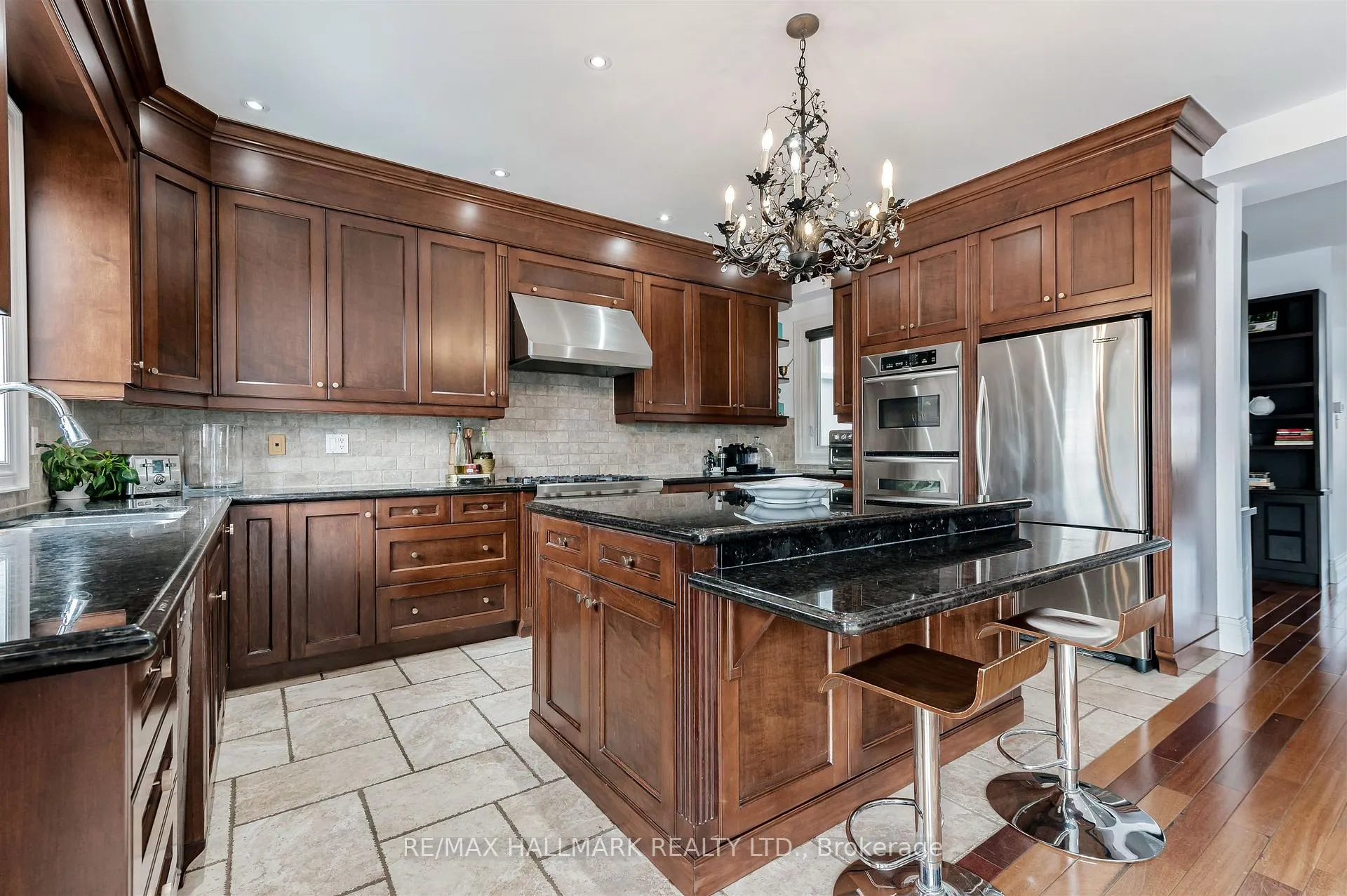 Photo 15 of 52 Athlone Road, Toronto, East York — HOMEH