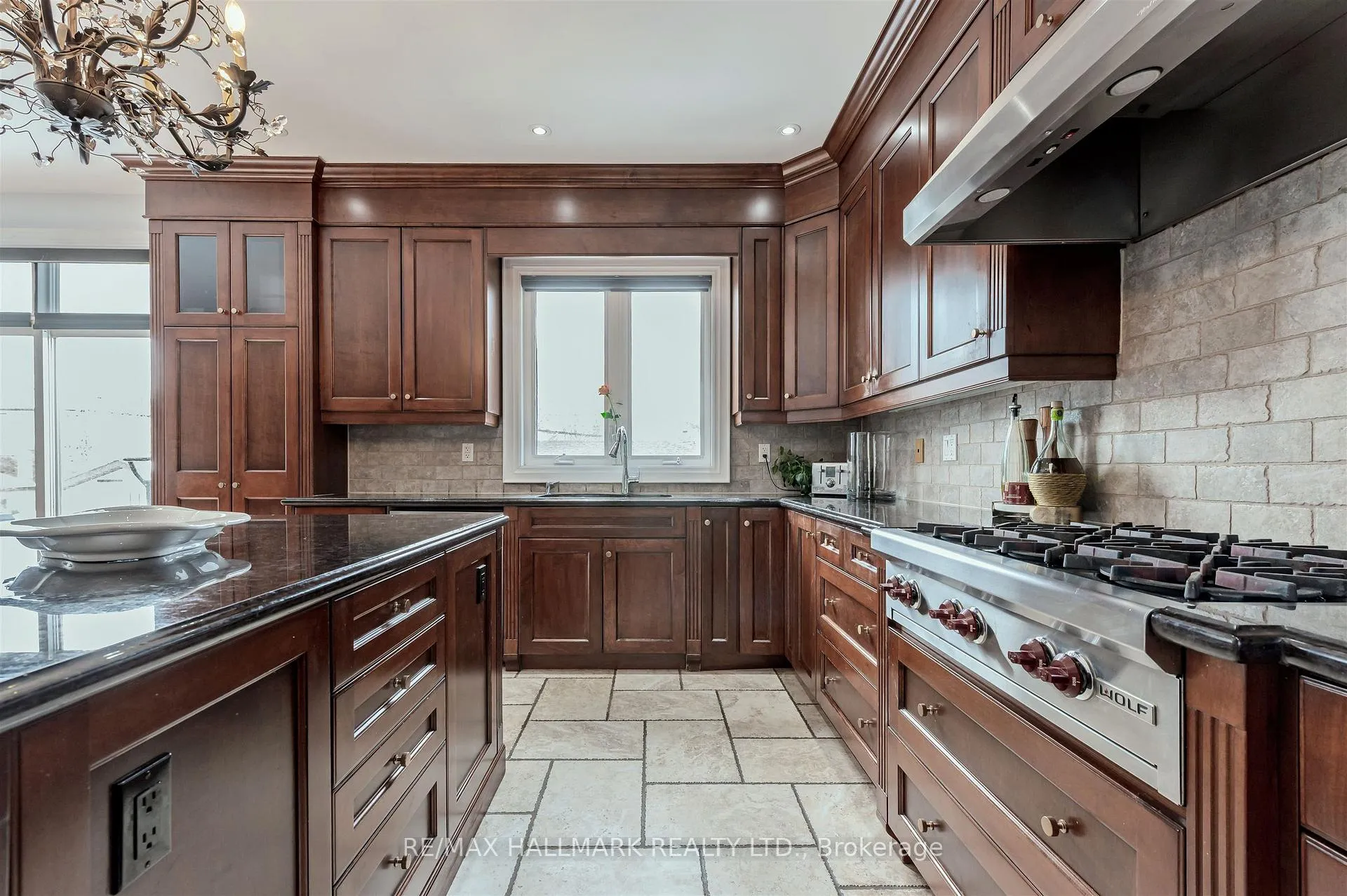 Photo 16 of 52 Athlone Road, Toronto, East York — HOMEH