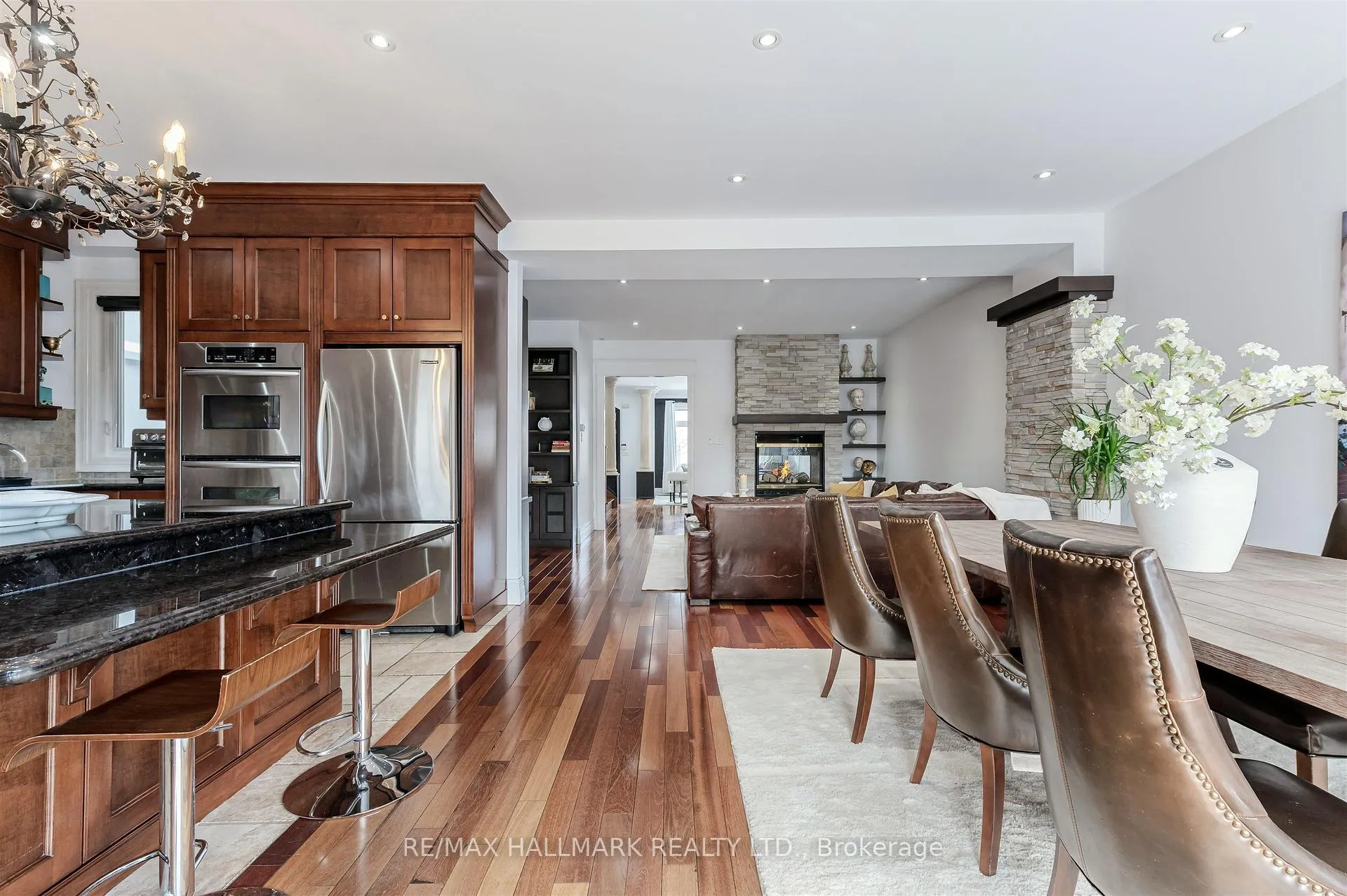 Photo 19 of 52 Athlone Road, Toronto, East York — HOMEH